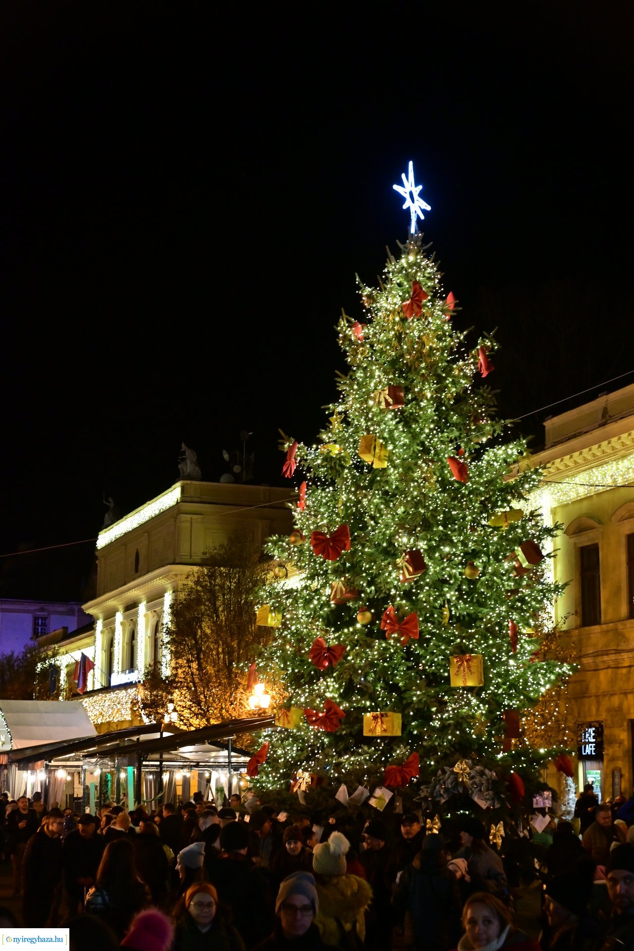 Advent első gyertyája 2024