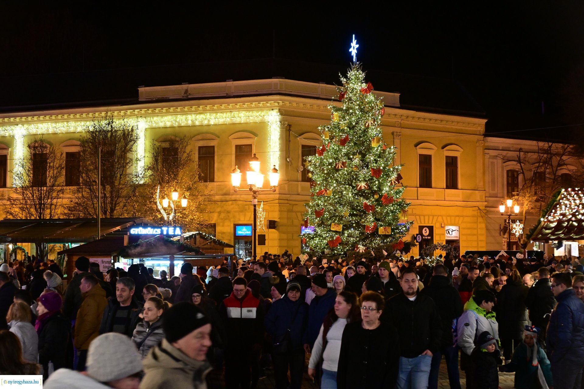 Advent első gyertyája 2024