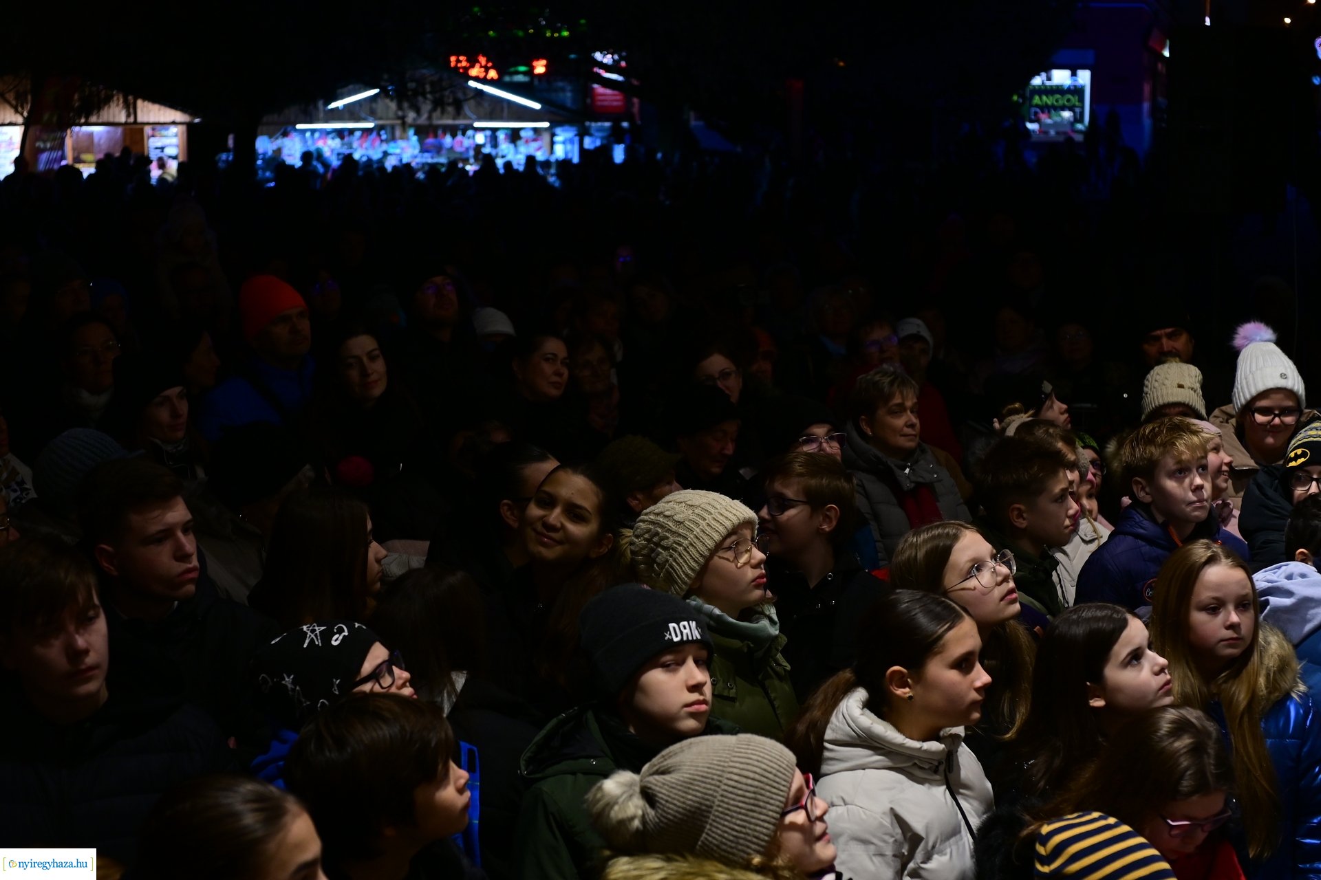 Advent első gyertyája 2024