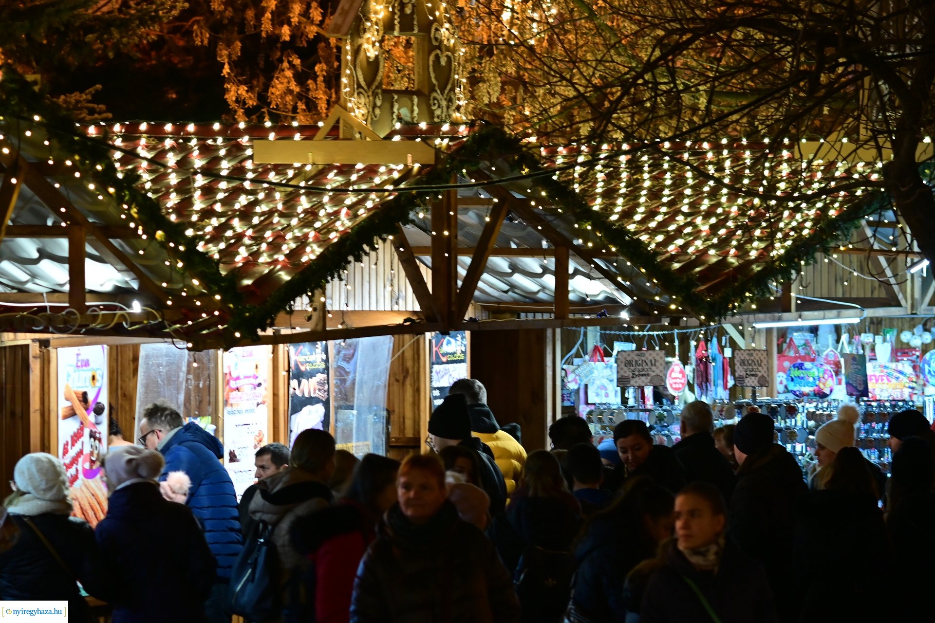 Advent első gyertyája 2024