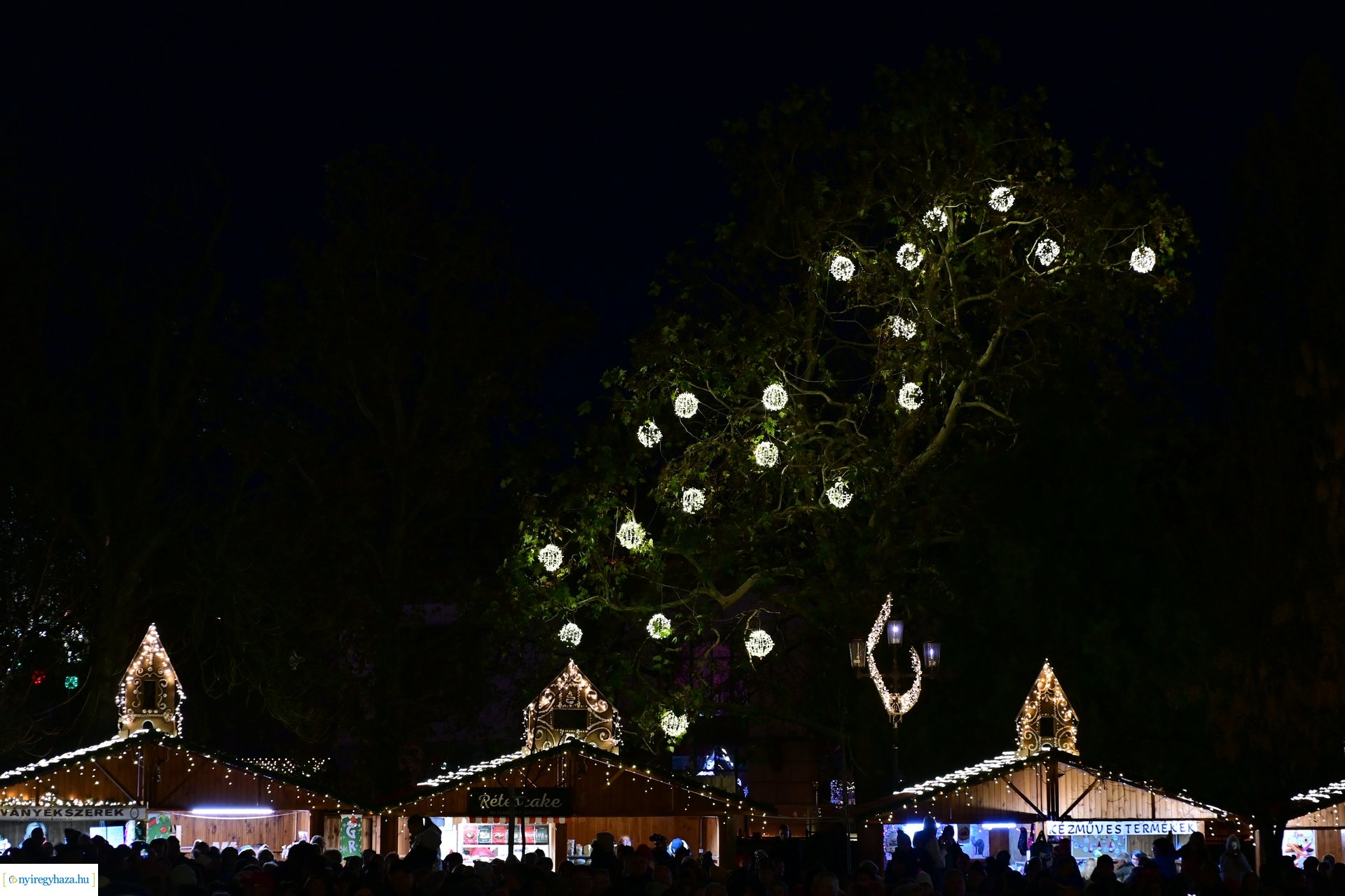 Advent első gyertyája 2024