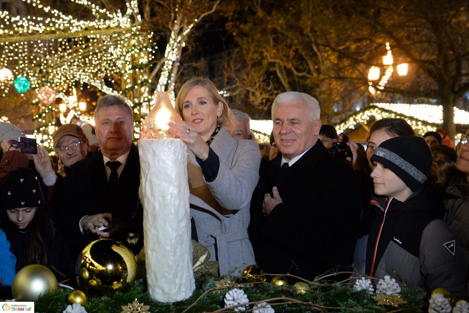 Advent első vasárnapján Nyíregyháza ünnepi díszben