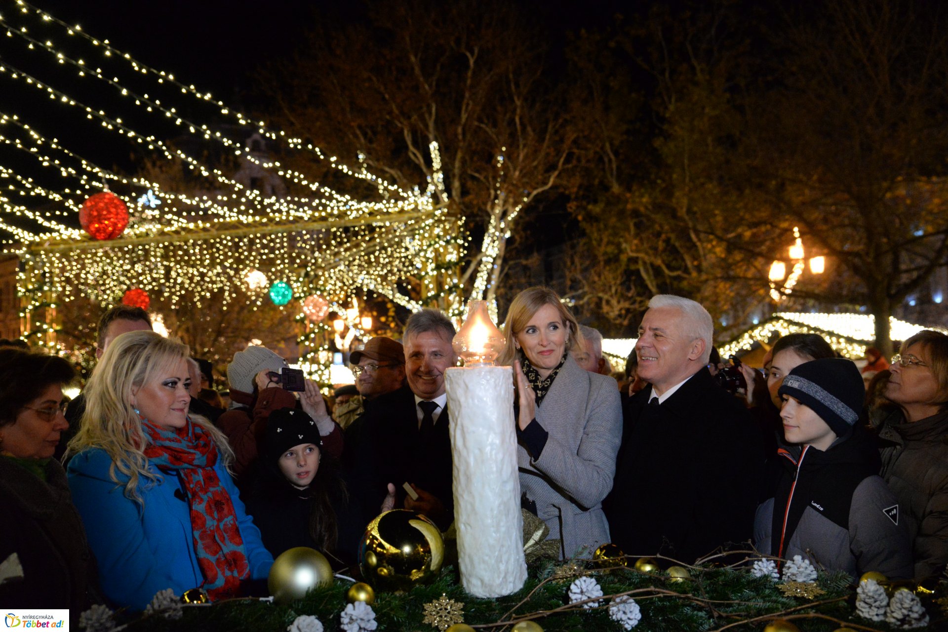 Advent első vasárnapján Nyíregyháza ünnepi díszben
