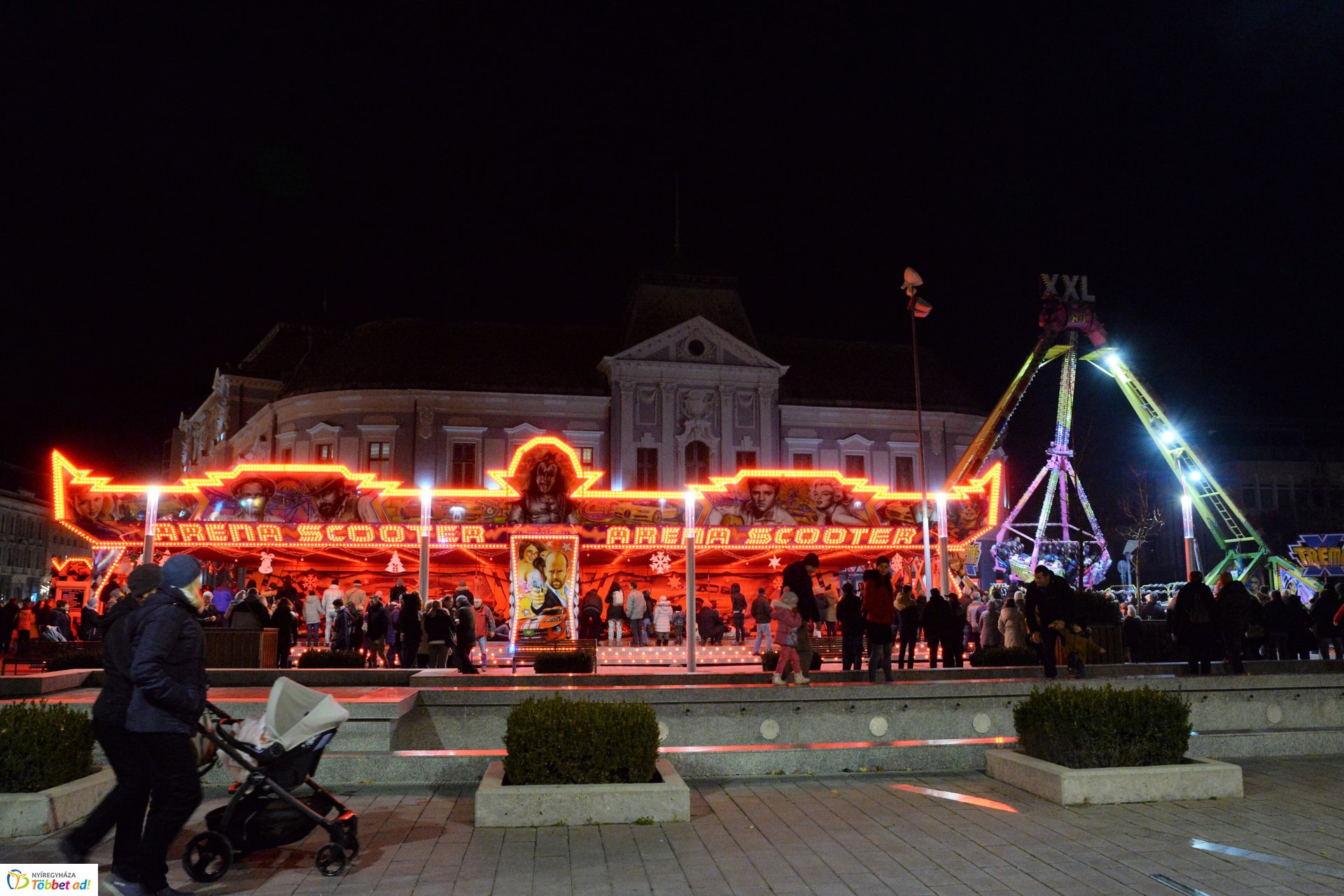 Advent első vasárnapján Nyíregyháza ünnepi díszben