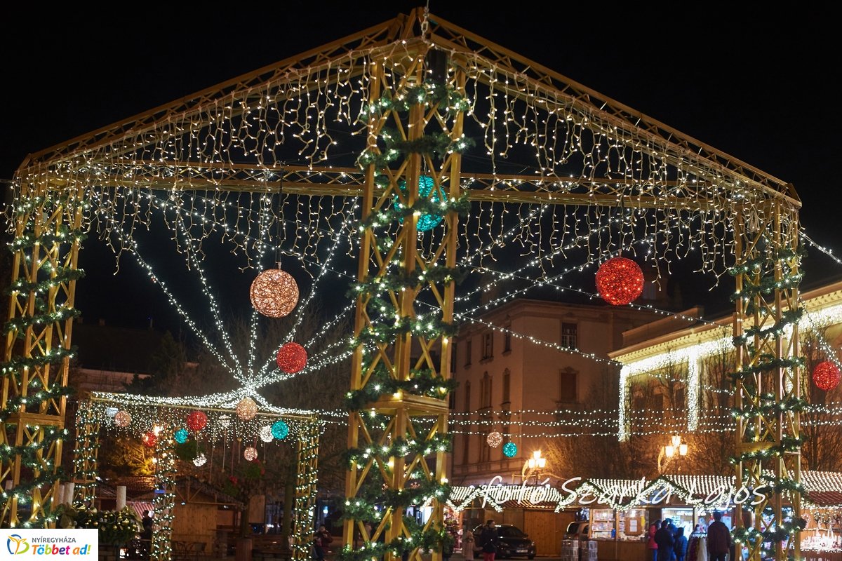 Adventi Fények 2019