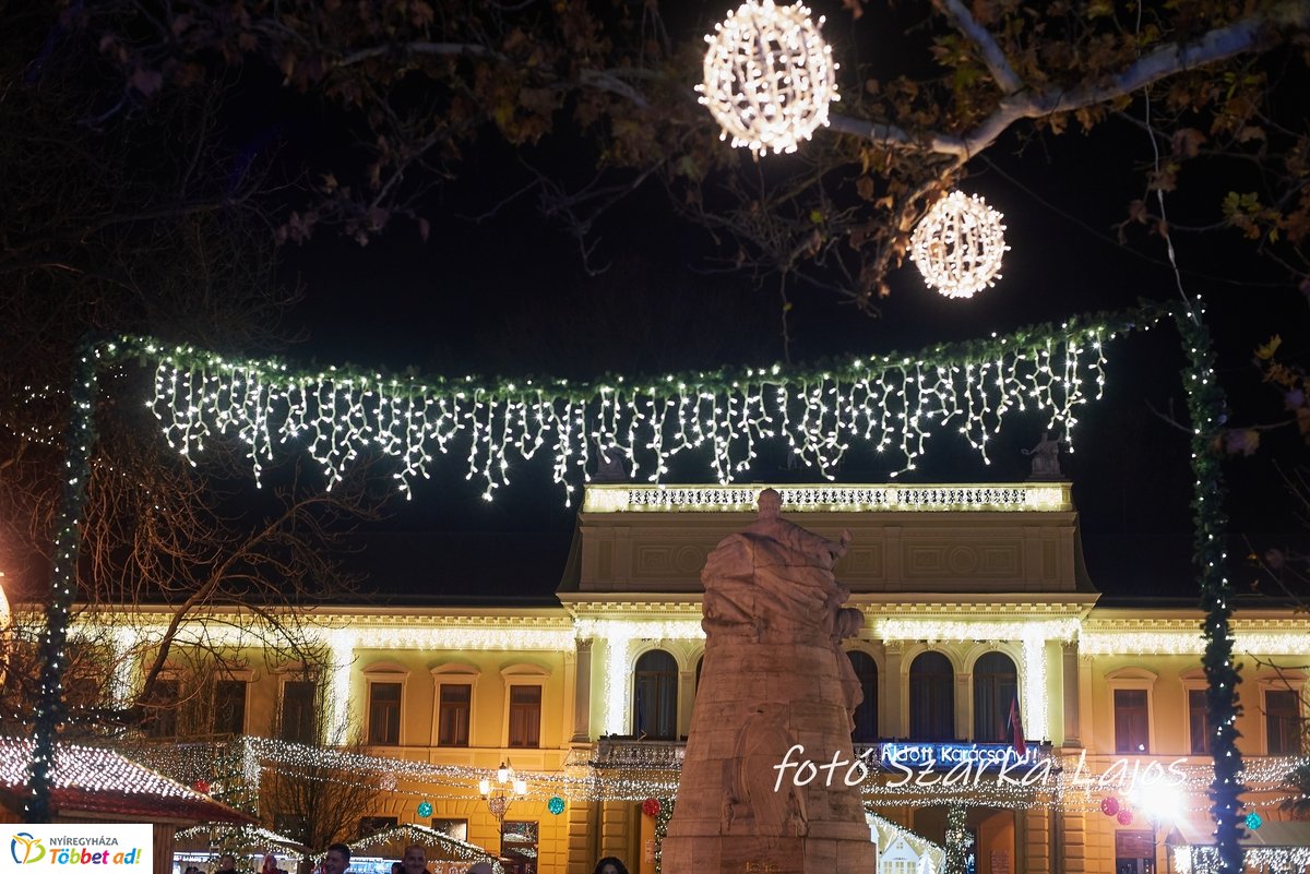 Adventi Fények 2019