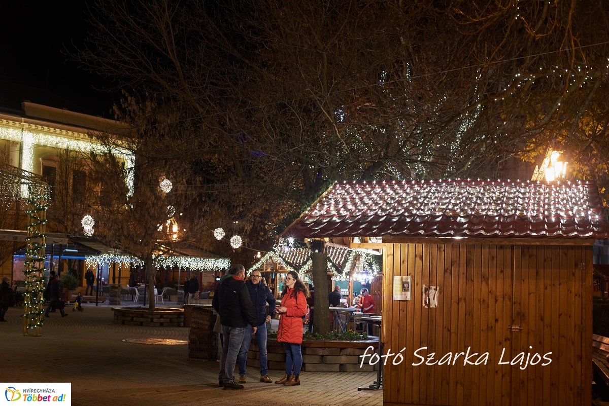 Adventi Fények 2019