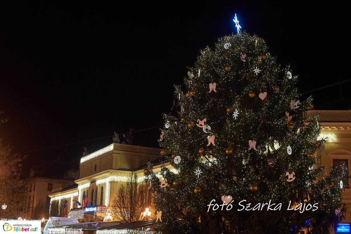 Adventi Fények 2019