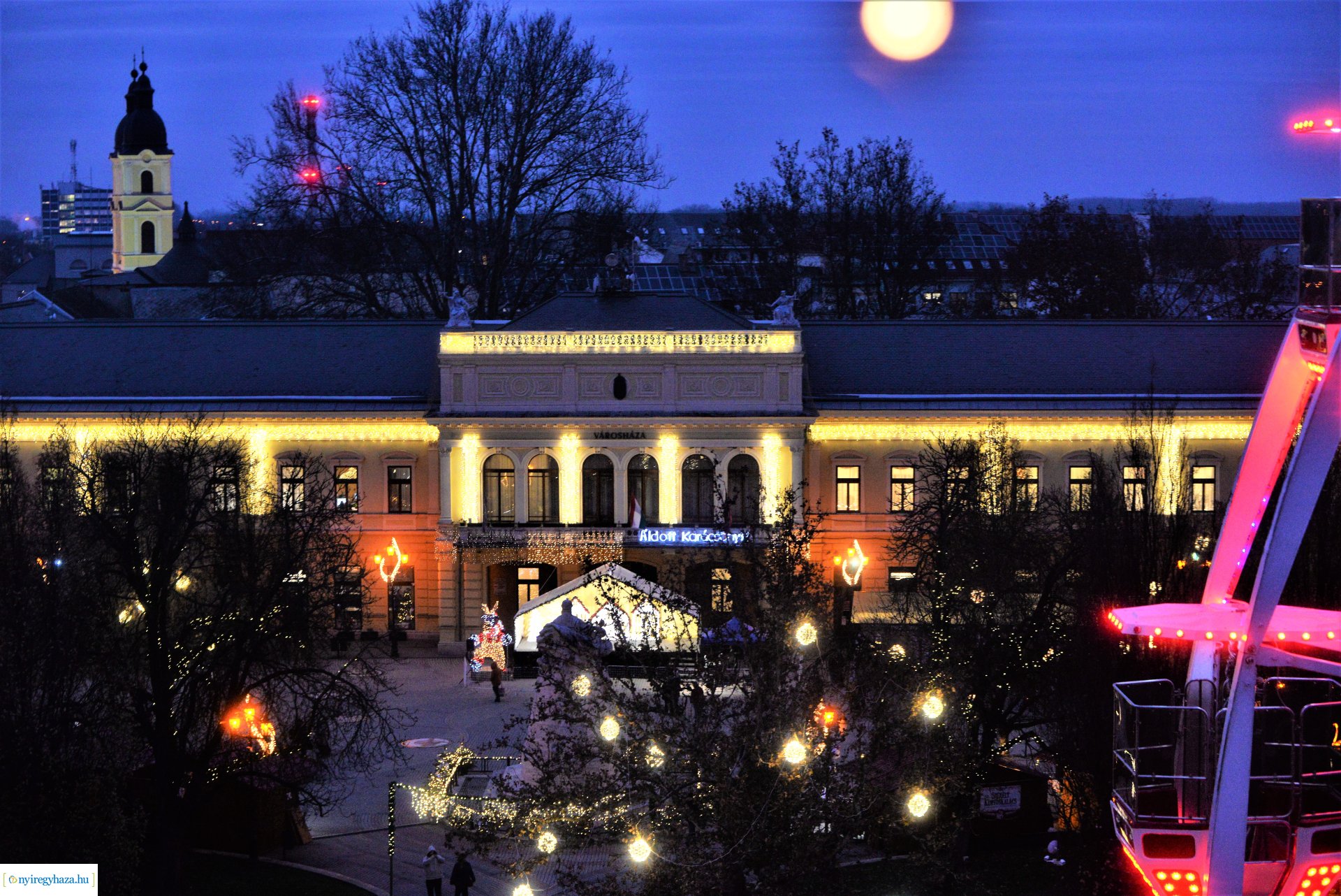 Adventi fények 2022