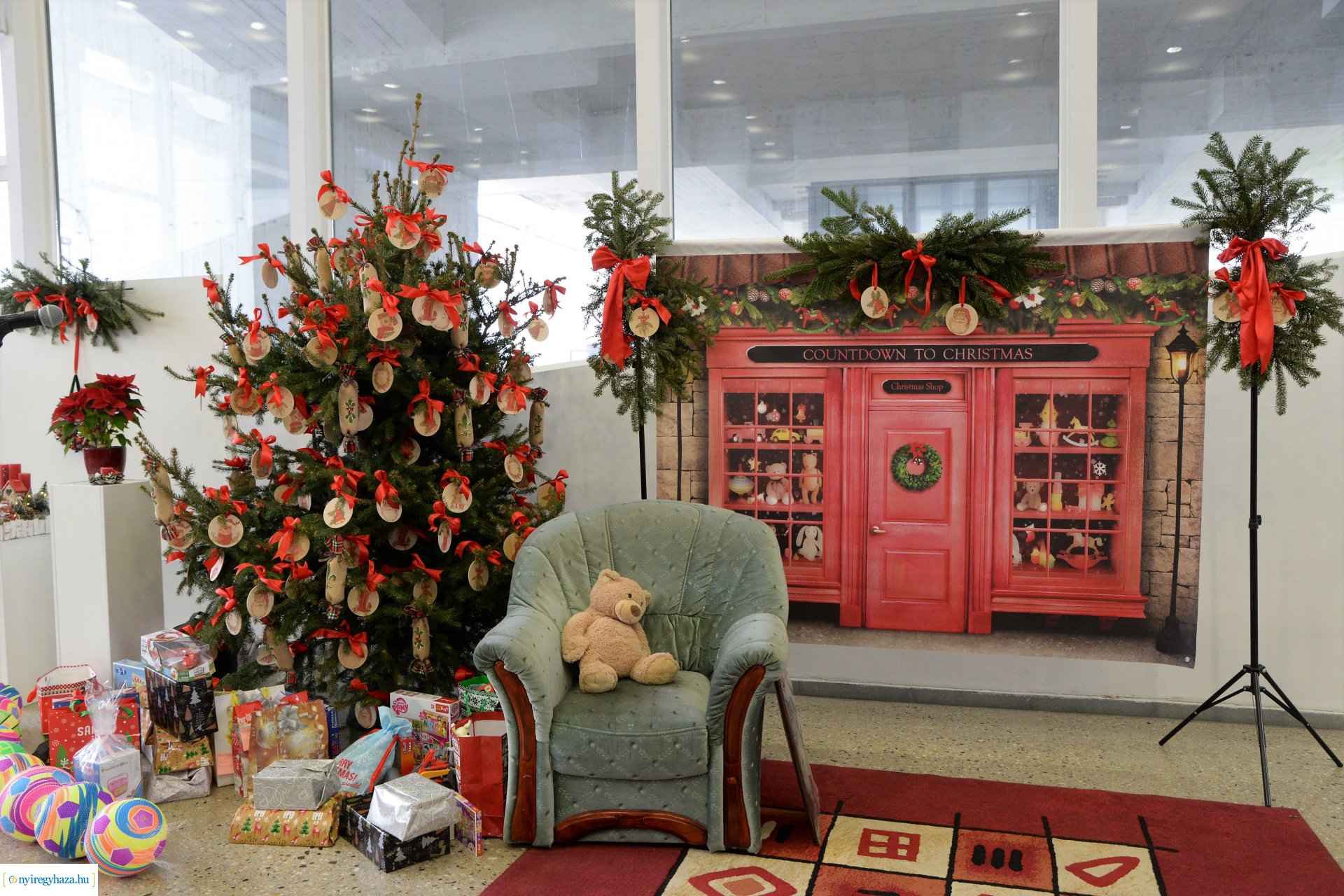 Adventi koszorúverseny eredményhirdetése a Váci Mihály Kulturális Központban