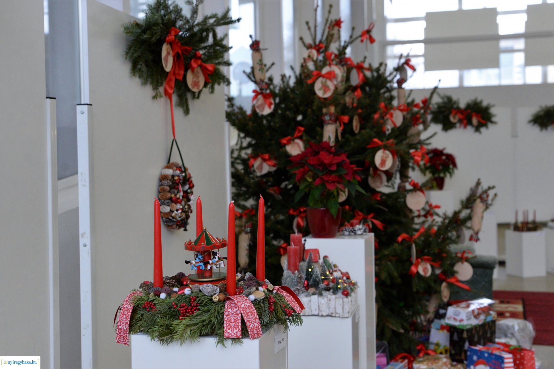 Adventi koszorúverseny eredményhirdetése a Váci Mihály Kulturális Központban