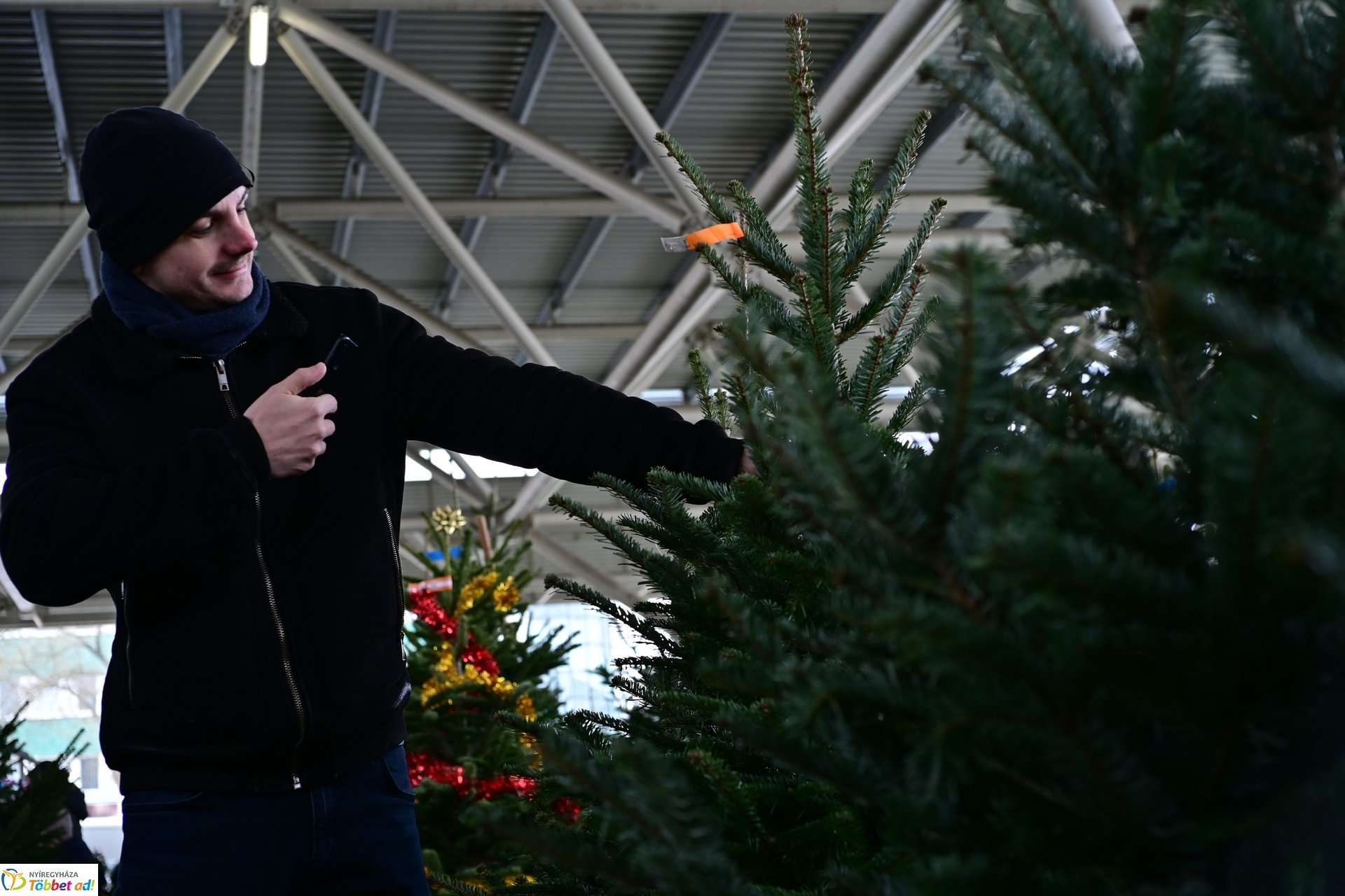 Karácsonyra készülve a Búza téri piacon - 2024