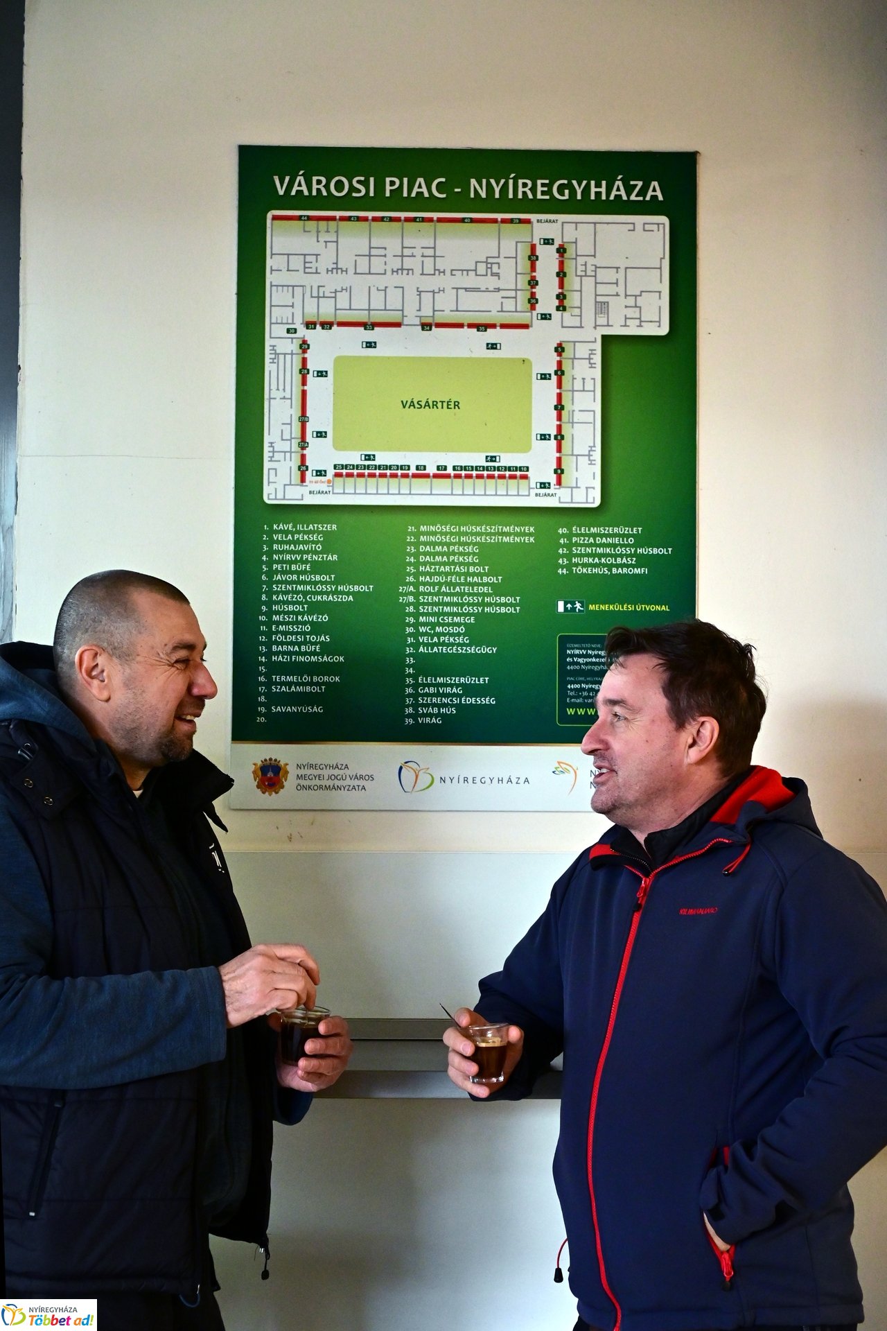 Karácsonyra készülve a Búza téri piacon - 2024