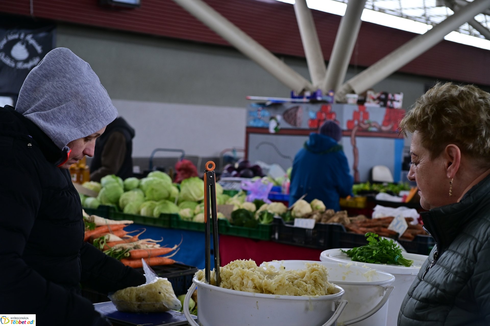 Karácsonyra készülve a Búza téri piacon - 2024