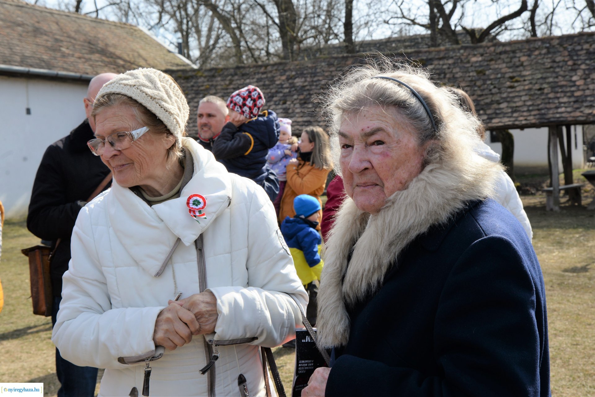 Ágyúdörgés, kiállításmegnyitó, kincsvadászat a Sóstói Múzeumfaluban március 15-én