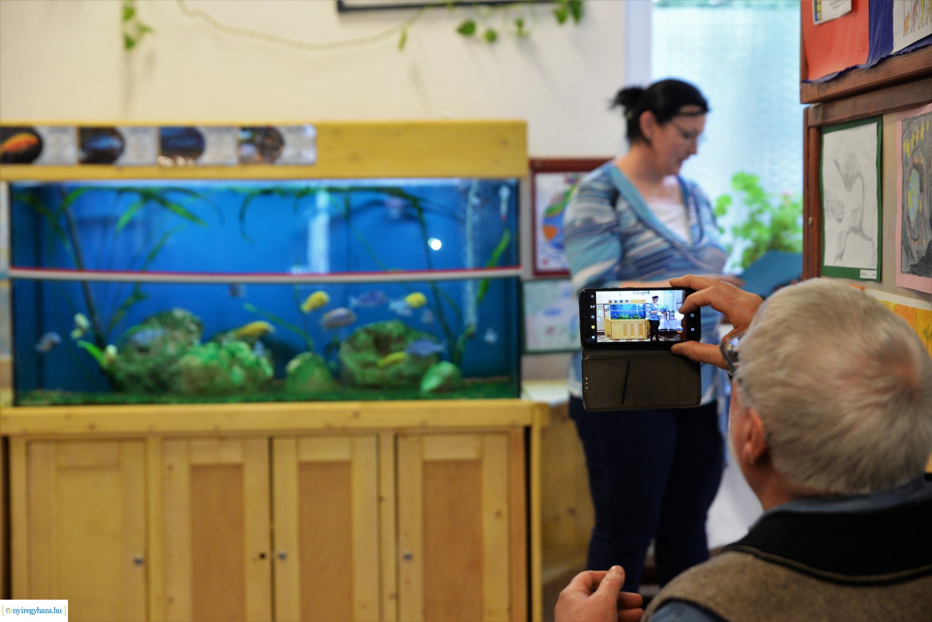 Akvárium átadó ünnepség a Szabó Lőrinc tagintézményben