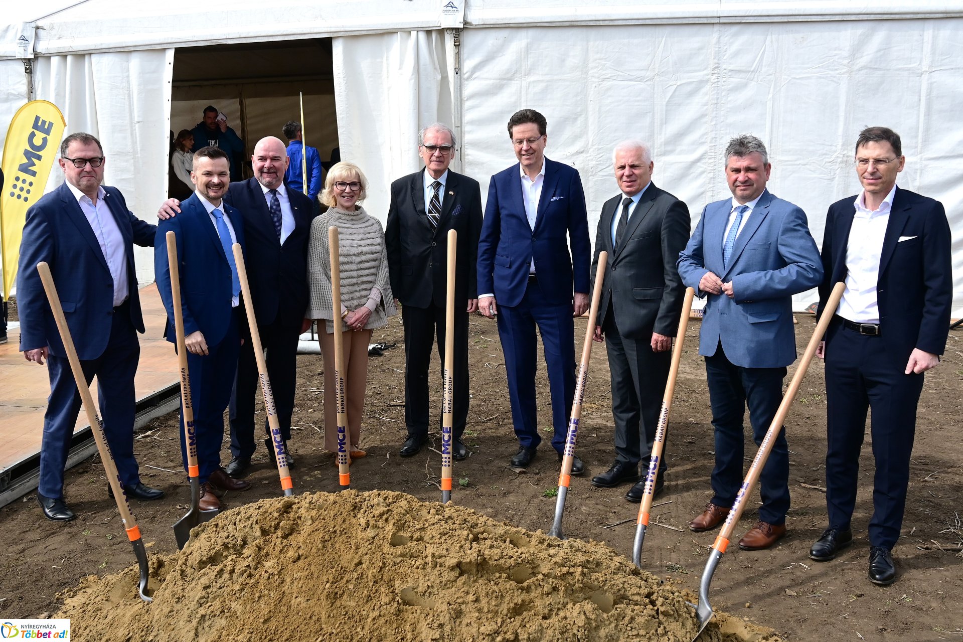 Alapkőletétel - új acélszerkezet-gyártó csarnokot épít az MCE