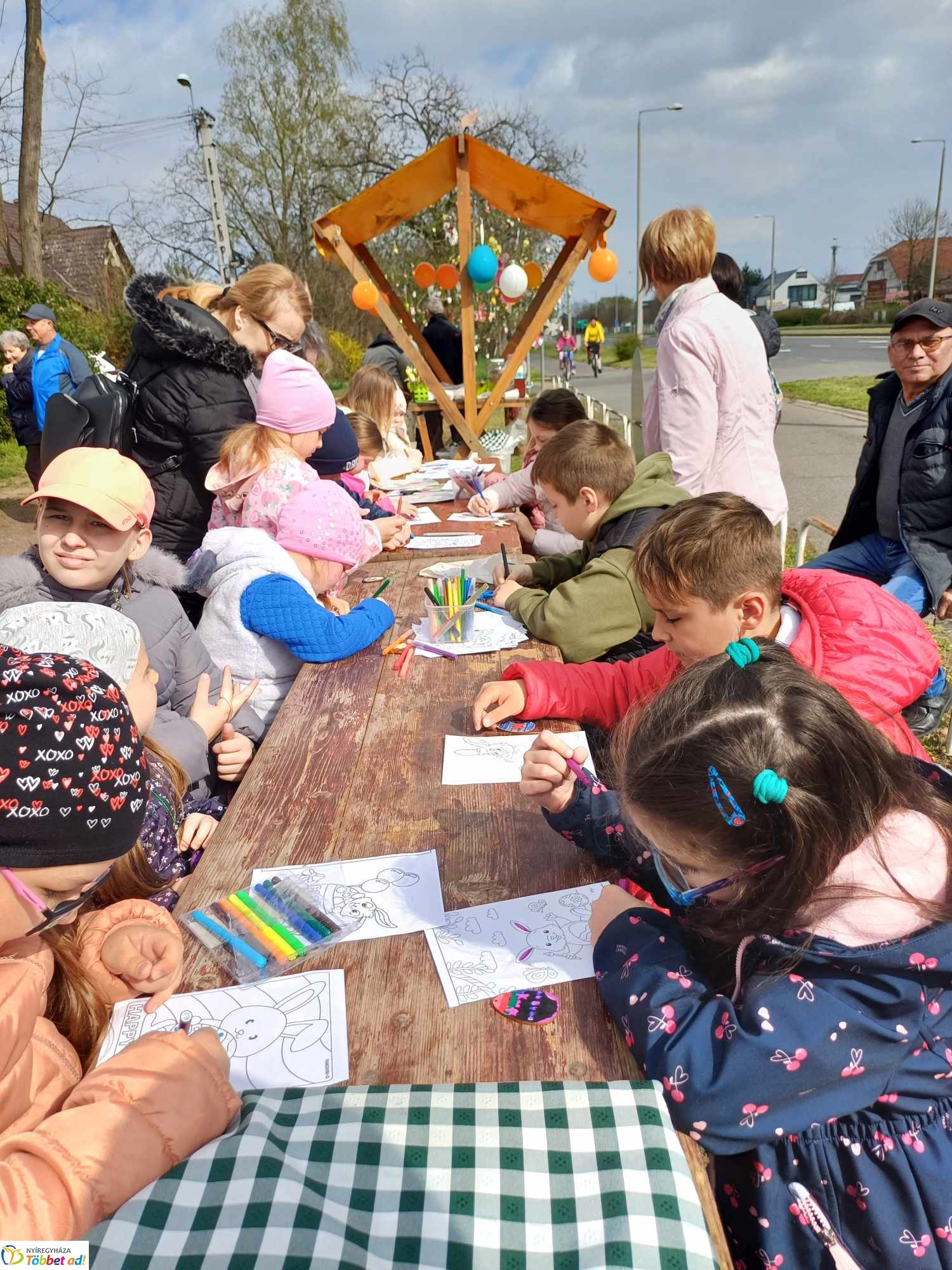 Áldott húsvéti ünnepet kíván az Orosért Közéleti Egyesület!