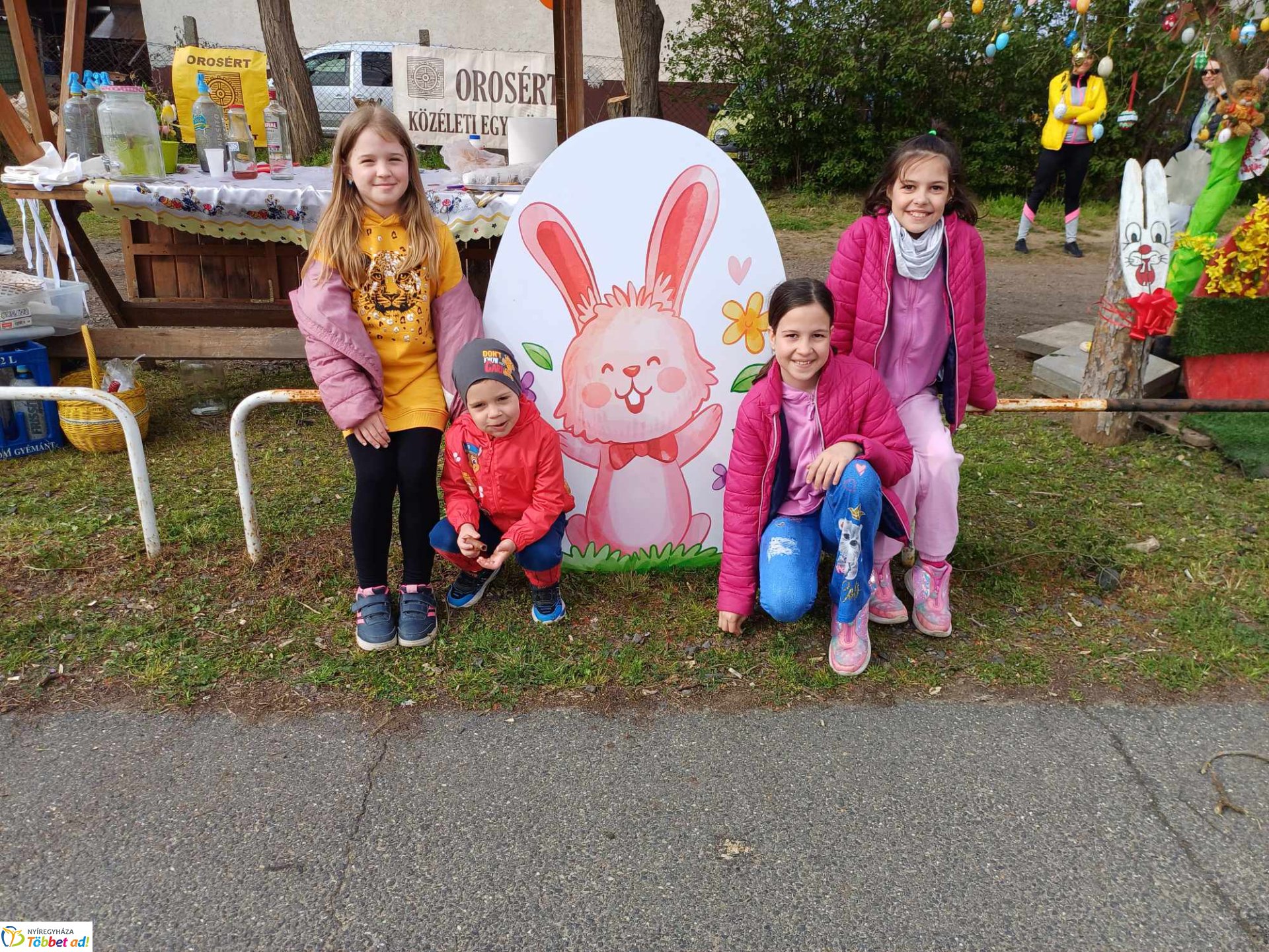 Áldott húsvéti ünnepet kíván az Orosért Közéleti Egyesület!