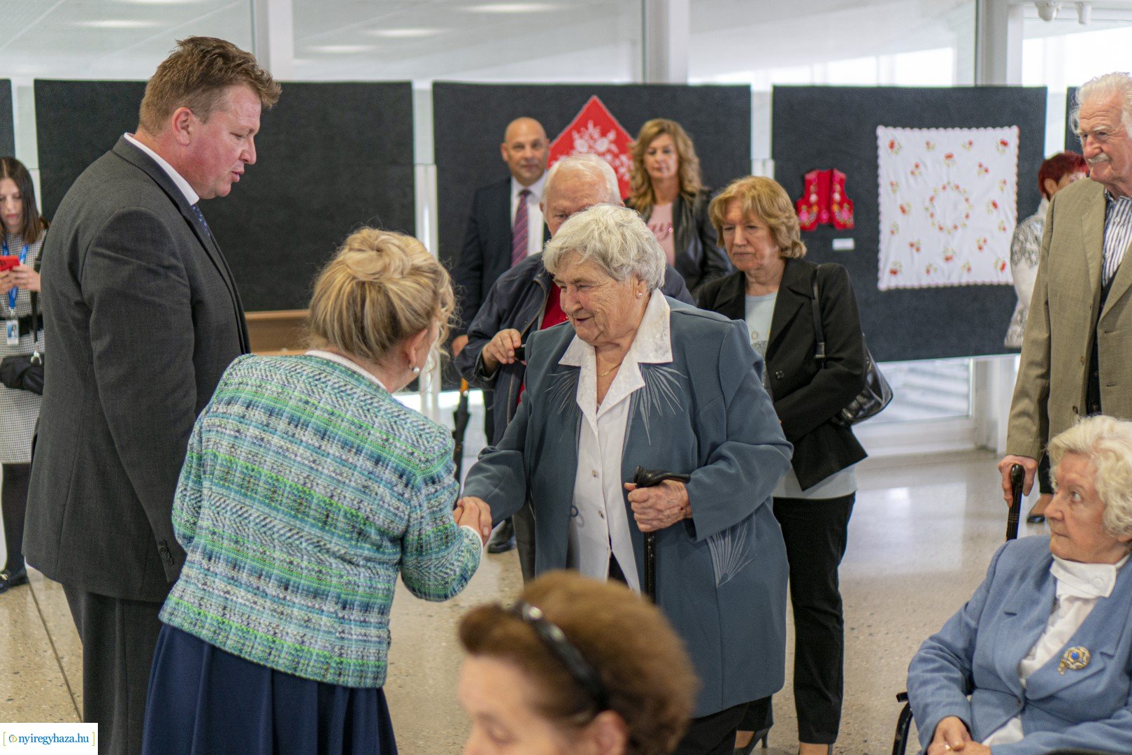 "Alkotó idősek" kiállítás megnyitó a VMKK-ban
