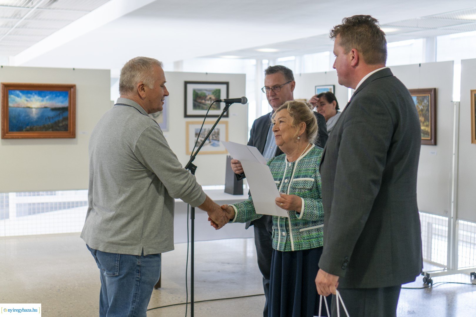 "Alkotó idősek" kiállítás megnyitó a VMKK-ban