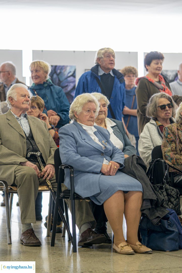 "Alkotó idősek" kiállítás megnyitó a VMKK-ban