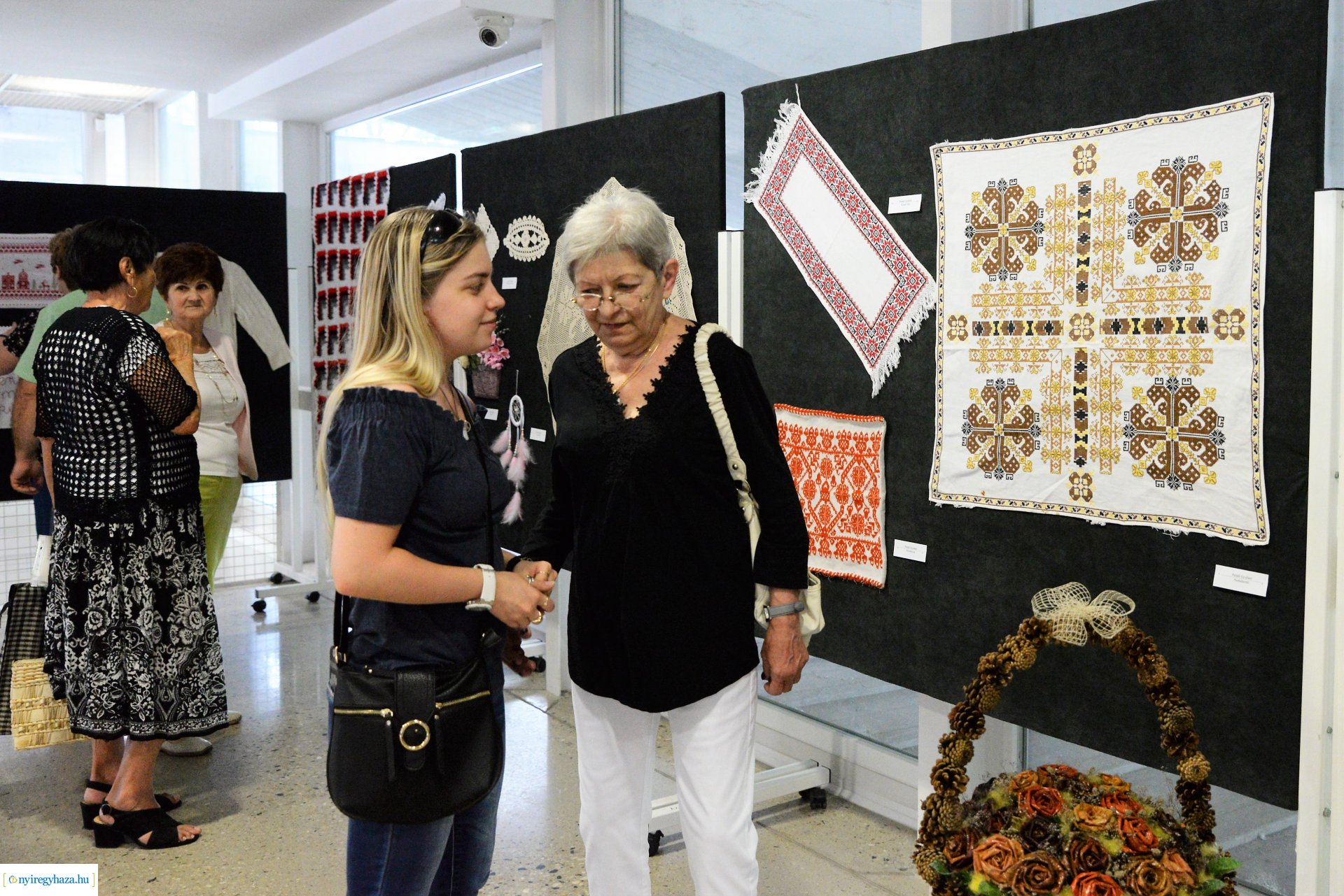 Alkotó Idősek  pályázat - kiállítás megnyitó