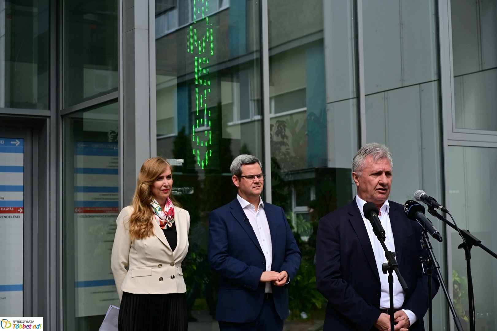 Államtitkári látogatás a Jósa András kórházban 2025 májusában