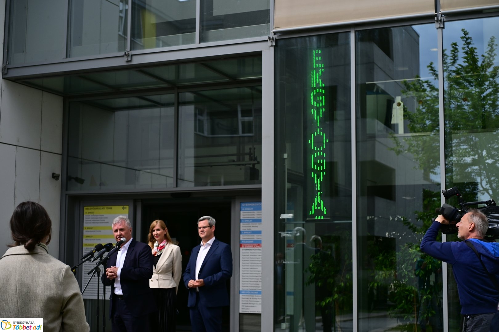 Államtitkári látogatás a Jósa András kórházban 2025 májusában