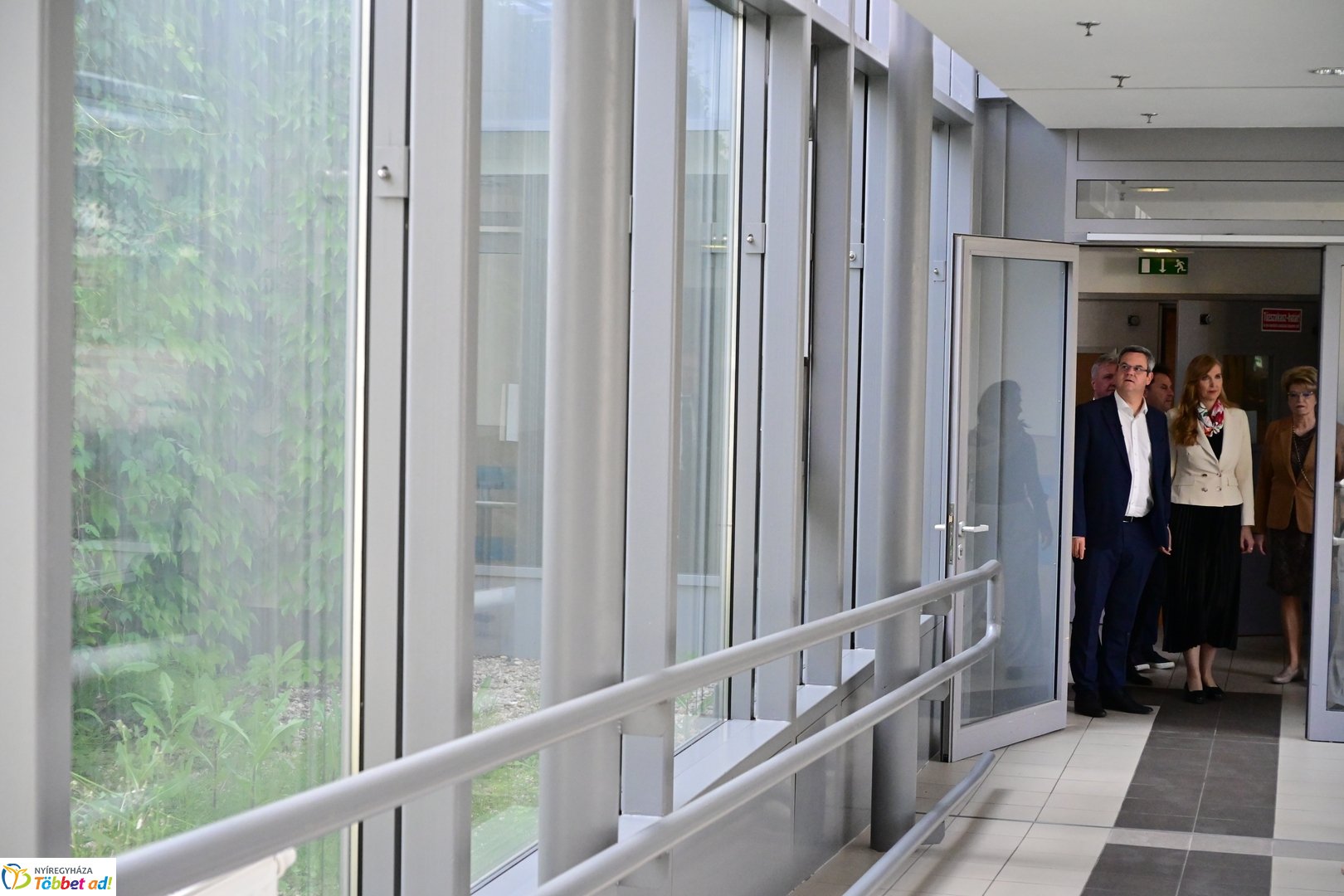 Államtitkári látogatás a Jósa András kórházban 2025 májusában