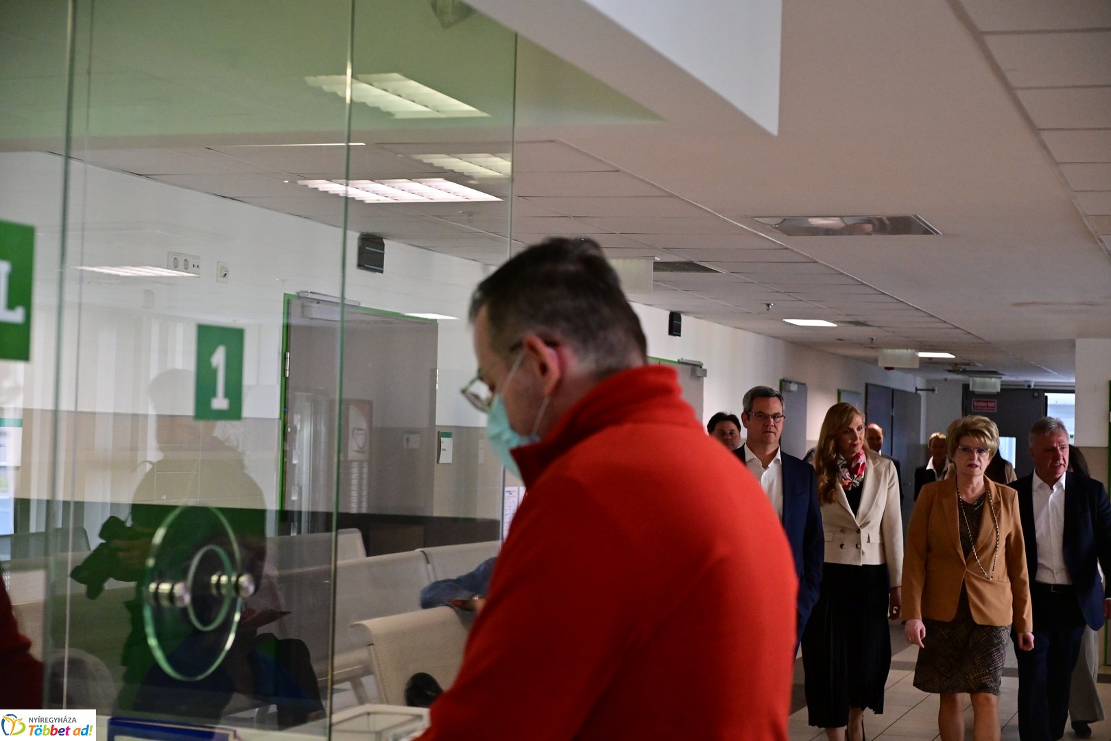 Államtitkári látogatás a Jósa András kórházban 2025 májusában