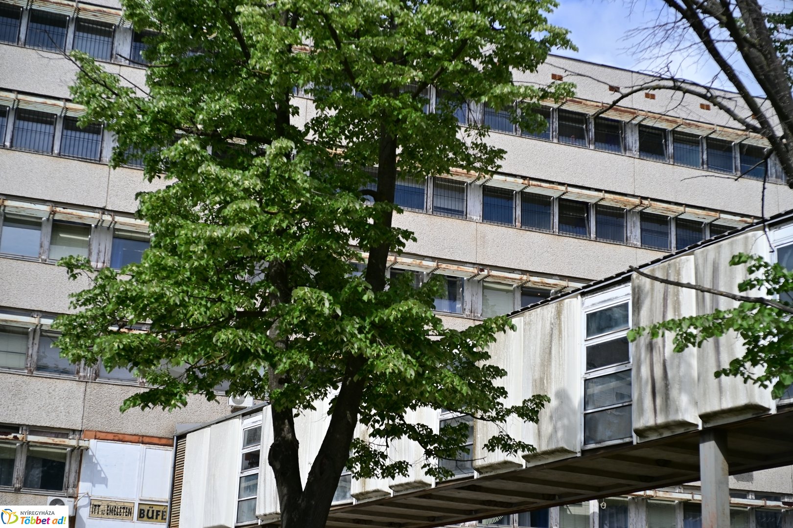 Államtitkári látogatás a Jósa András kórházban 2025 májusában