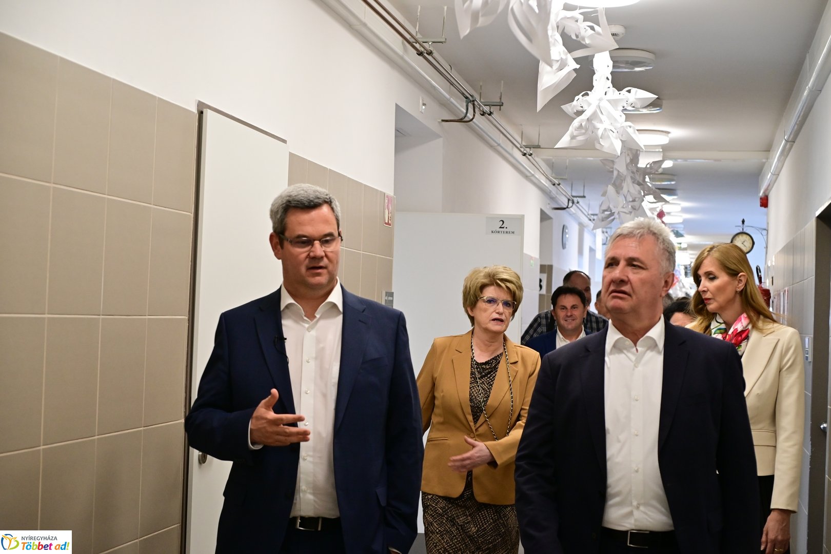 Államtitkári látogatás a Jósa András kórházban 2025 májusában