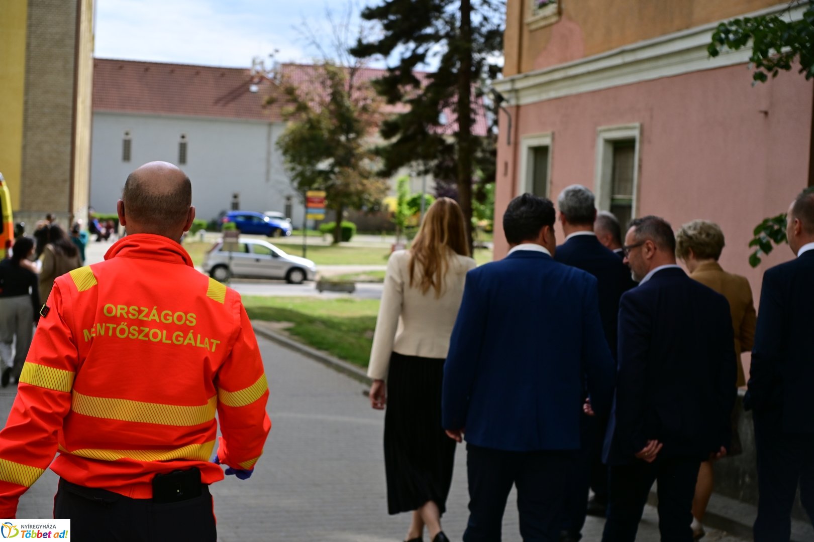 Államtitkári látogatás a Jósa András kórházban 2025 májusában