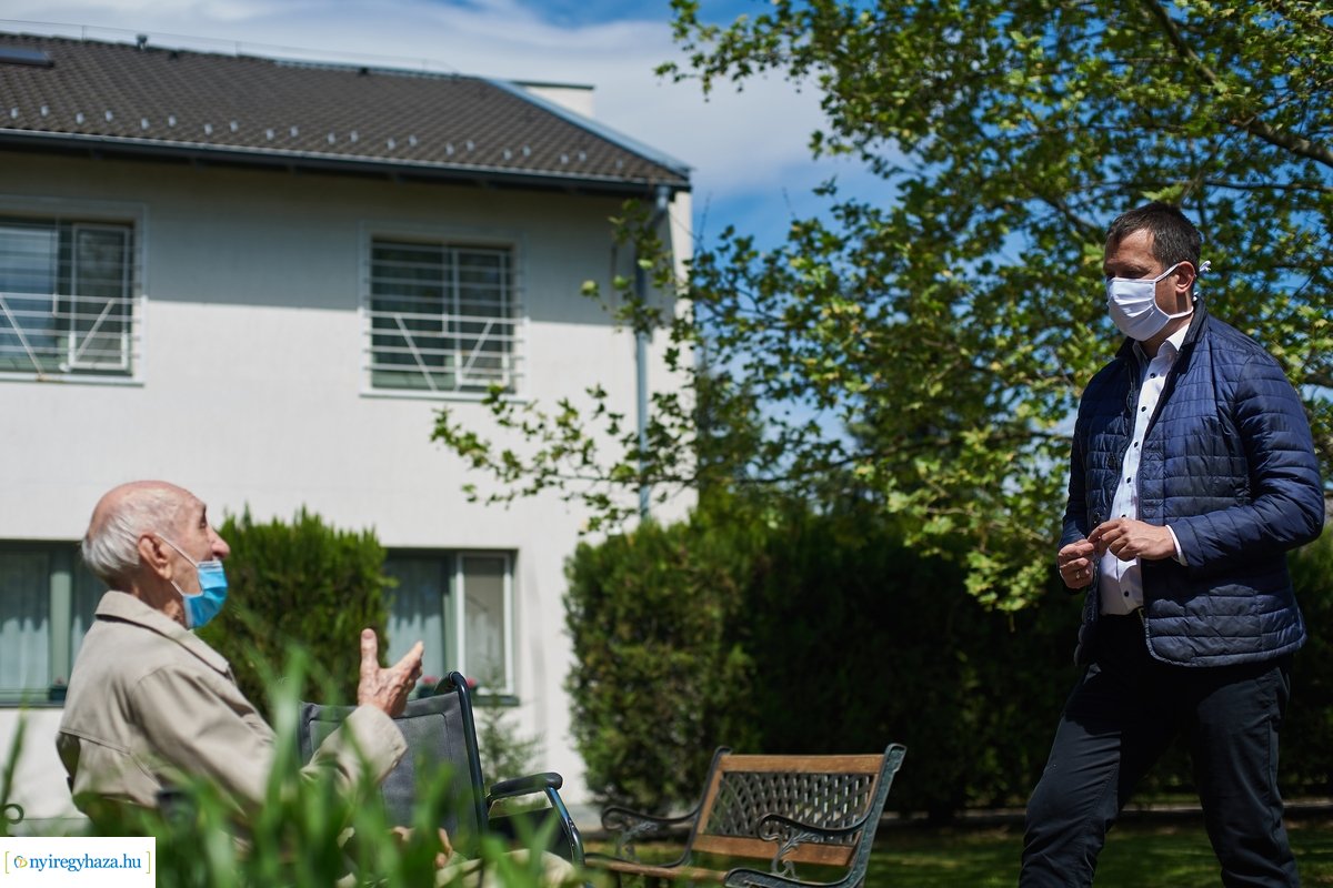 Államtitkári látogatás a Kálvineumban