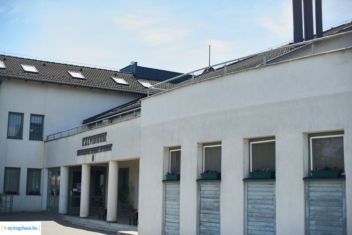 Államtitkári látogatás a Kálvineumban