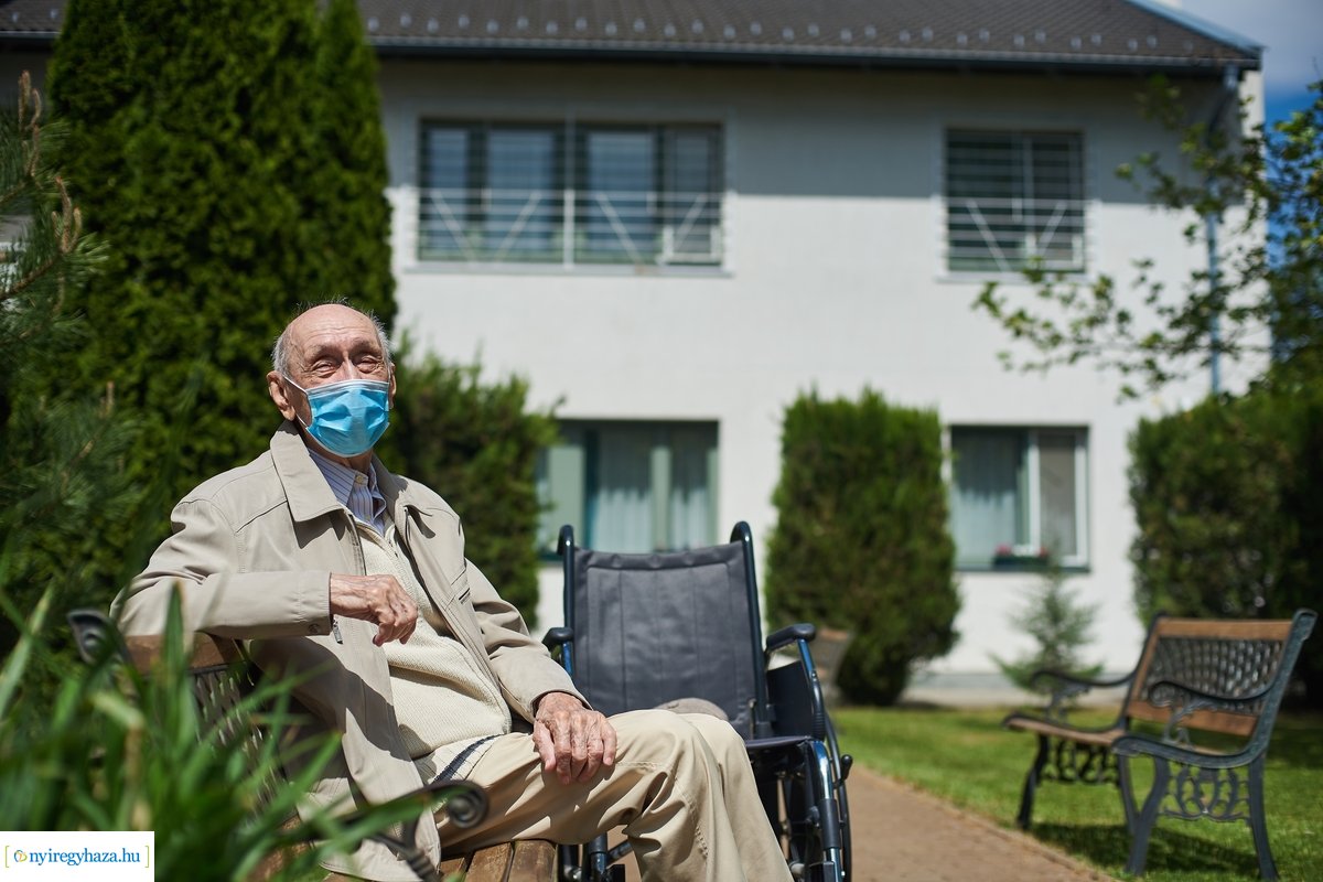 Államtitkári látogatás a Kálvineumban