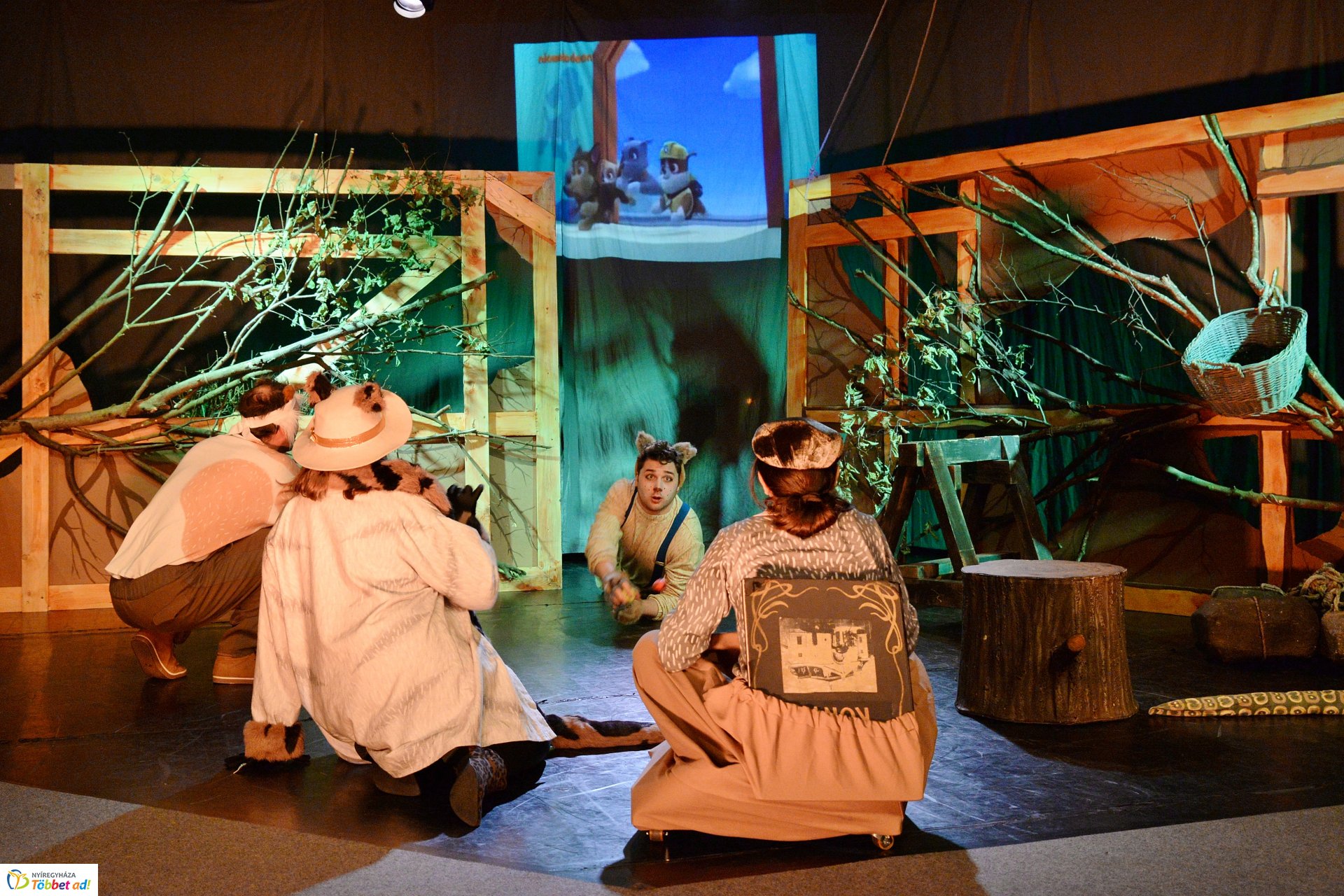 Állati színjáték - bemutató a MŰvész Stúdióban