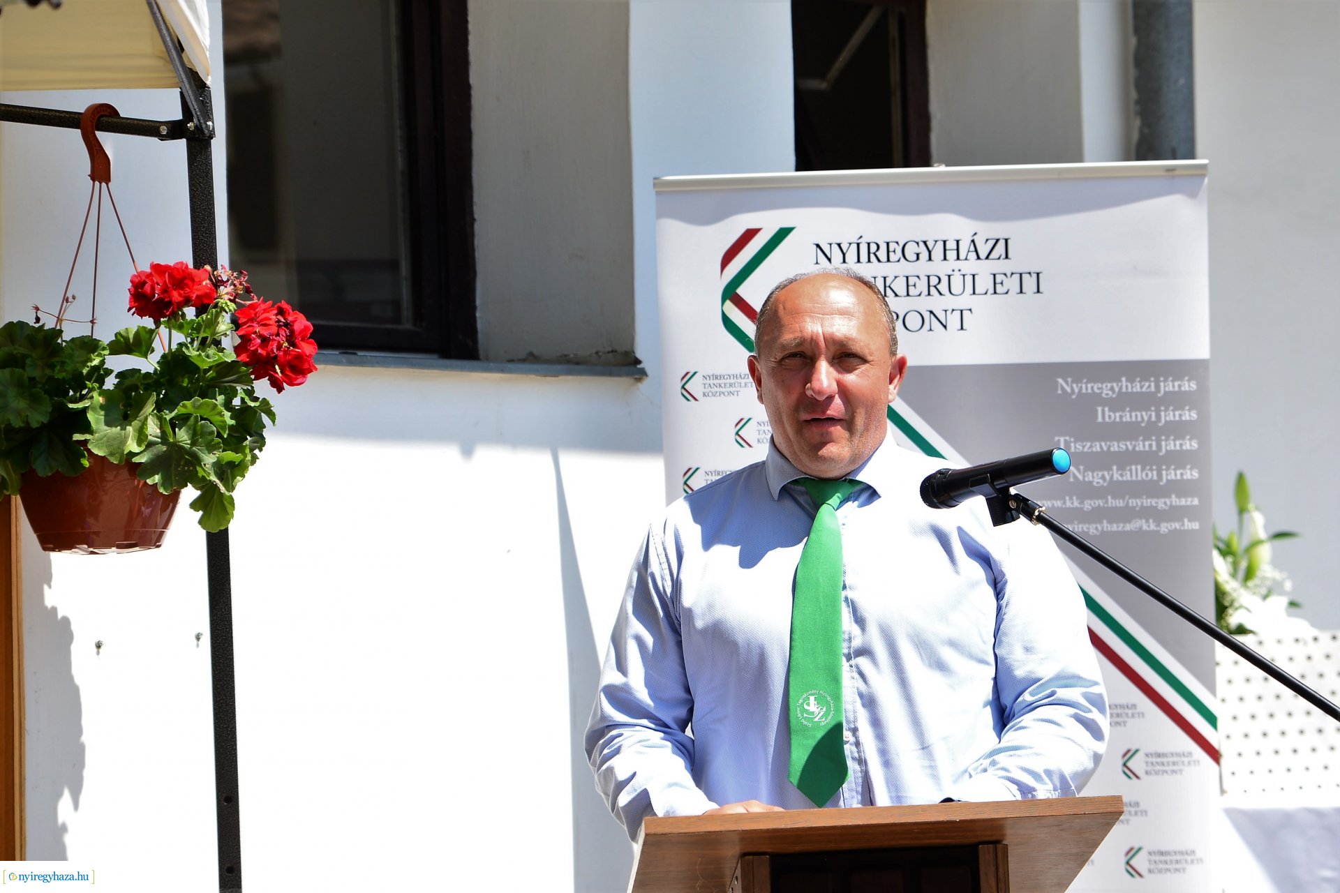 Állatsimogató és biokert átadás Sóstóhegyen