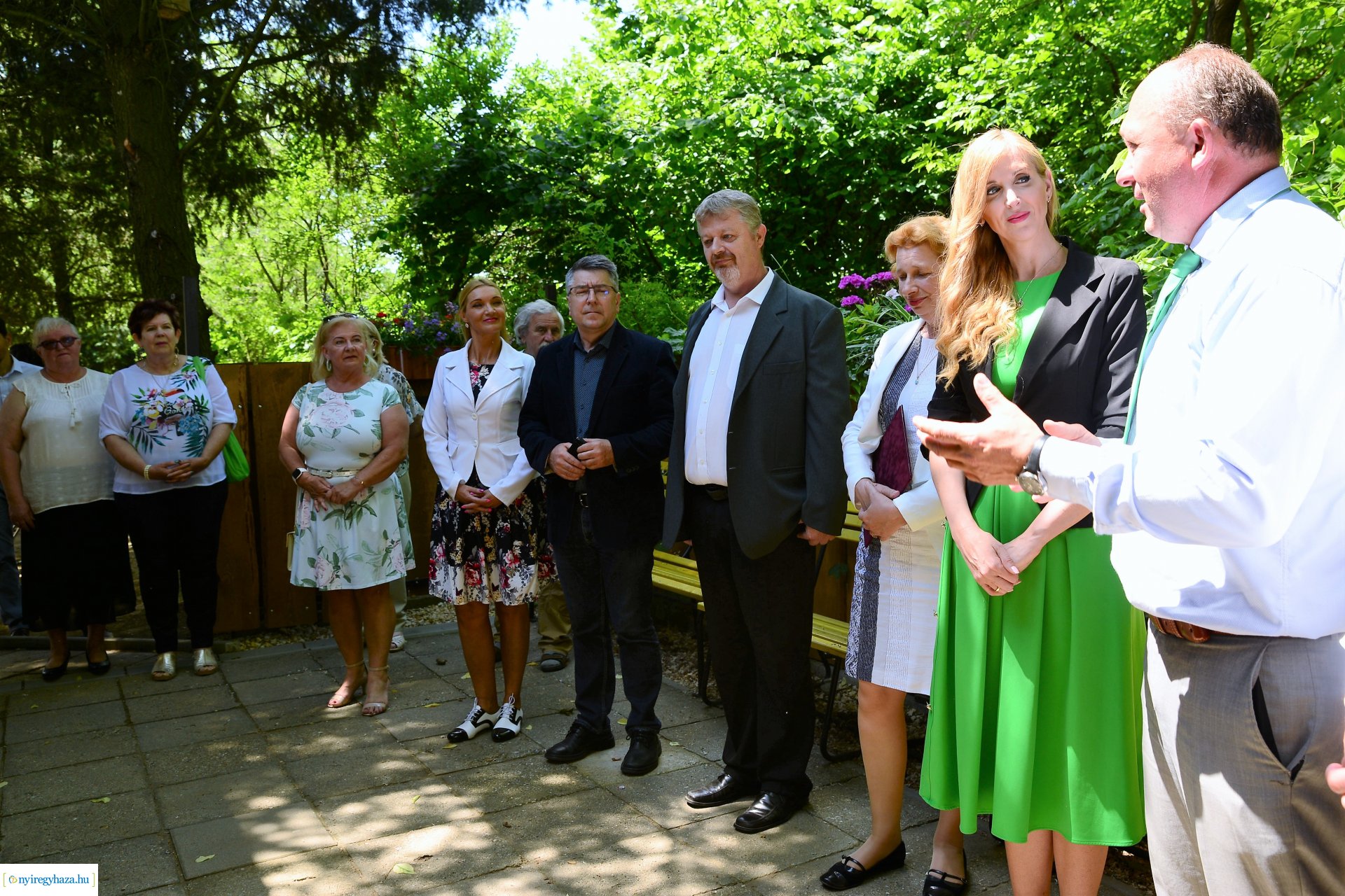 Állatsimogató és biokert átadás Sóstóhegyen