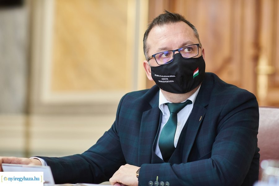 Állatvédelmi kerekasztal Nyíregyházán