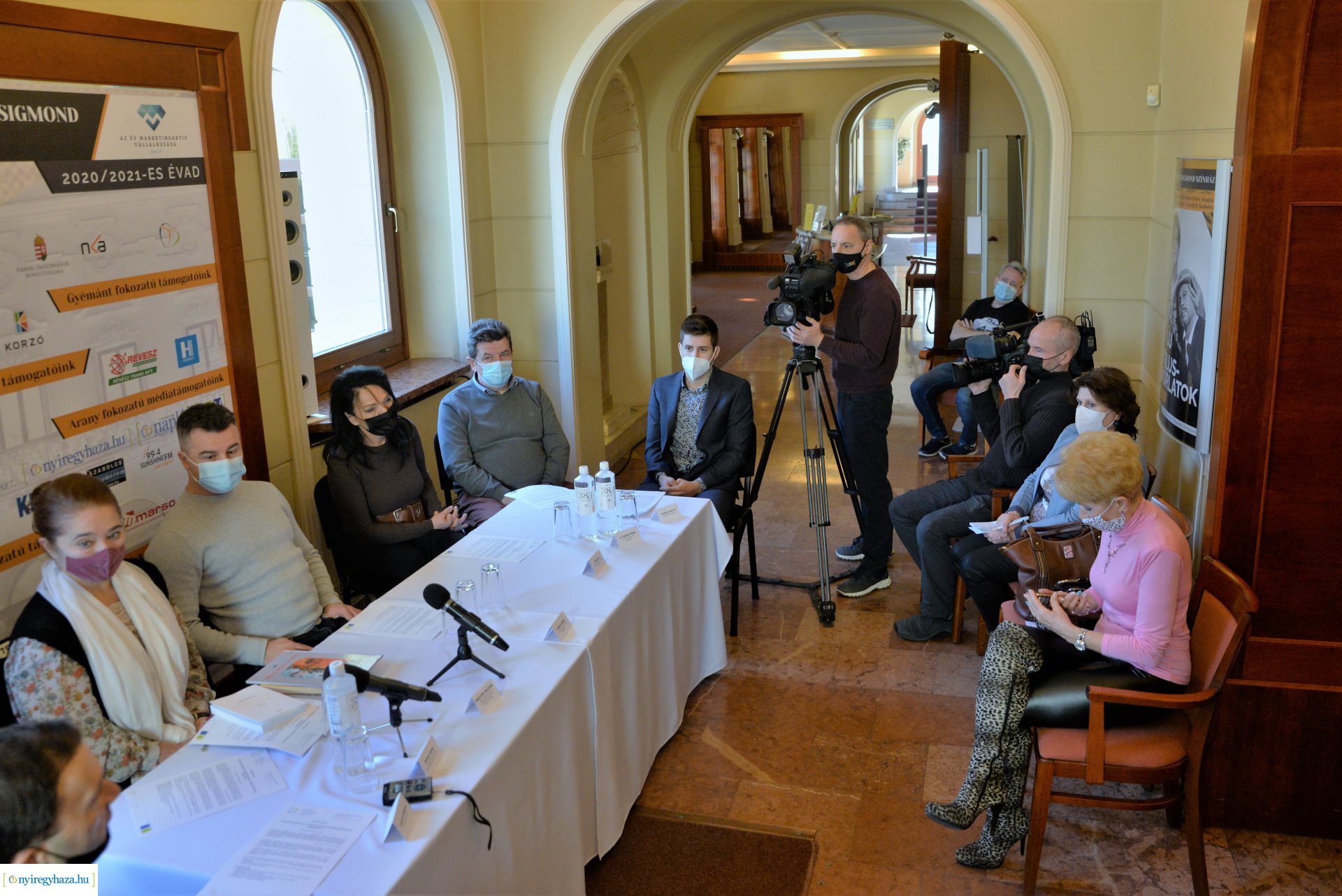 Alszanak a halak? - sajtótájékoztató a Móricz Zsigmond Színházban