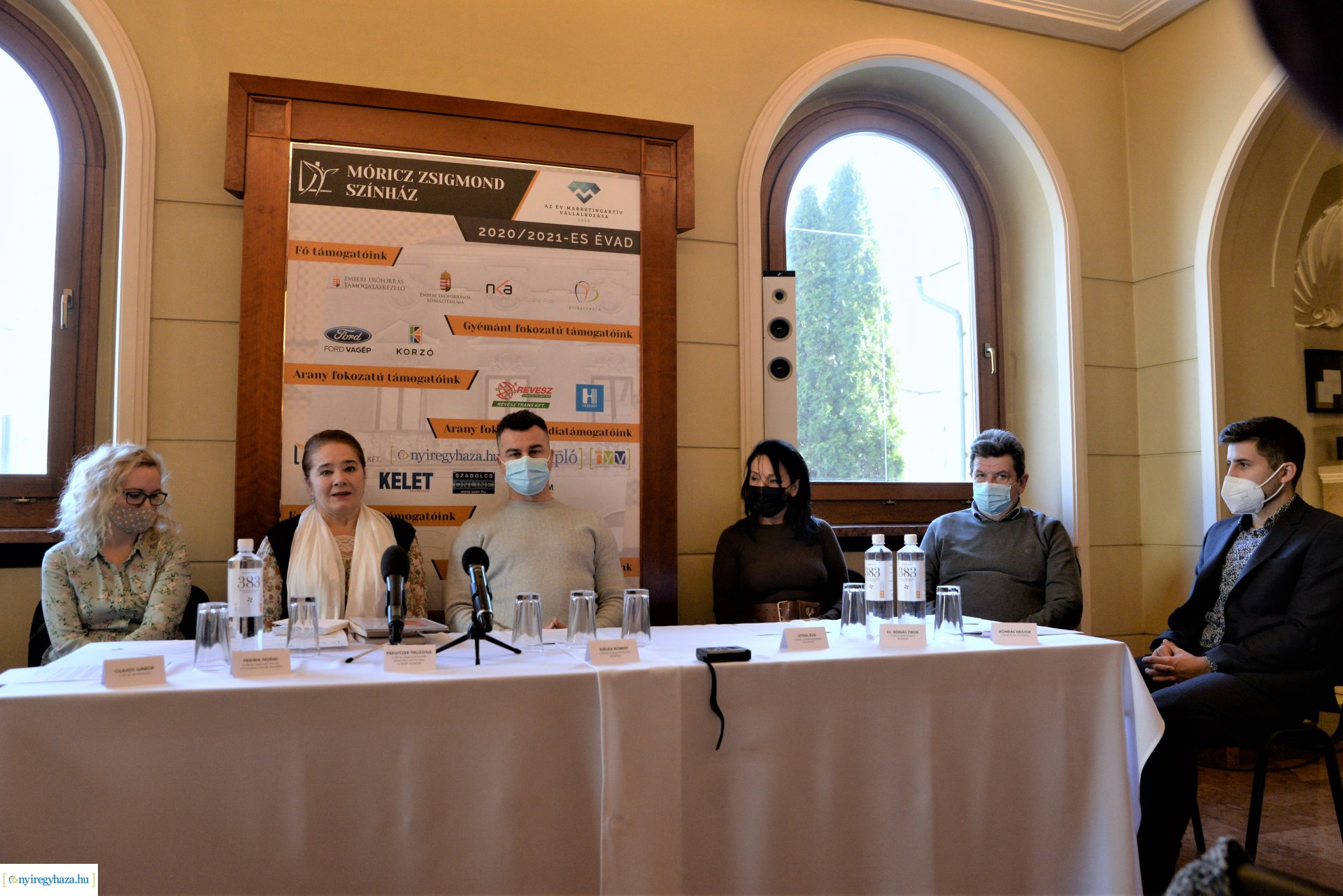 Alszanak a halak? - sajtótájékoztató a Móricz Zsigmond Színházban