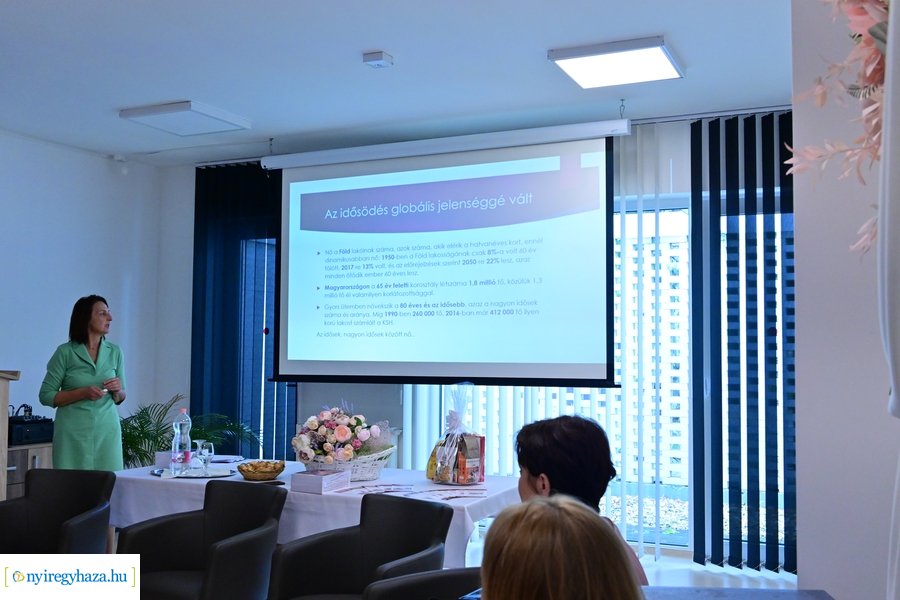 Alzheimer Café a Nappali Ellátó Központban