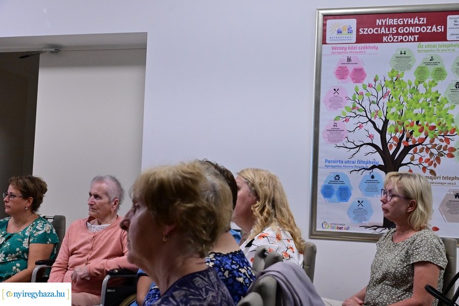 Alzheimer Café a Nappali Ellátó Központban