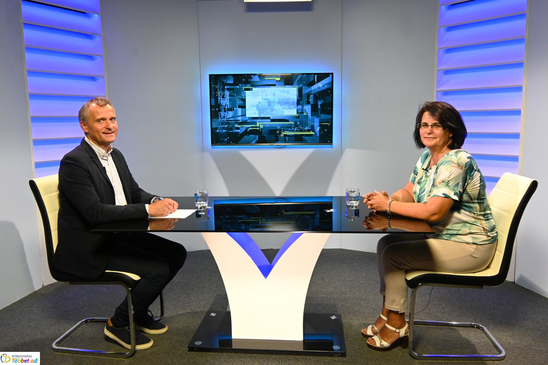 Amerika után a Nyíregyházi Televízó stúdiójában járt Kapu Tibor édesanyja