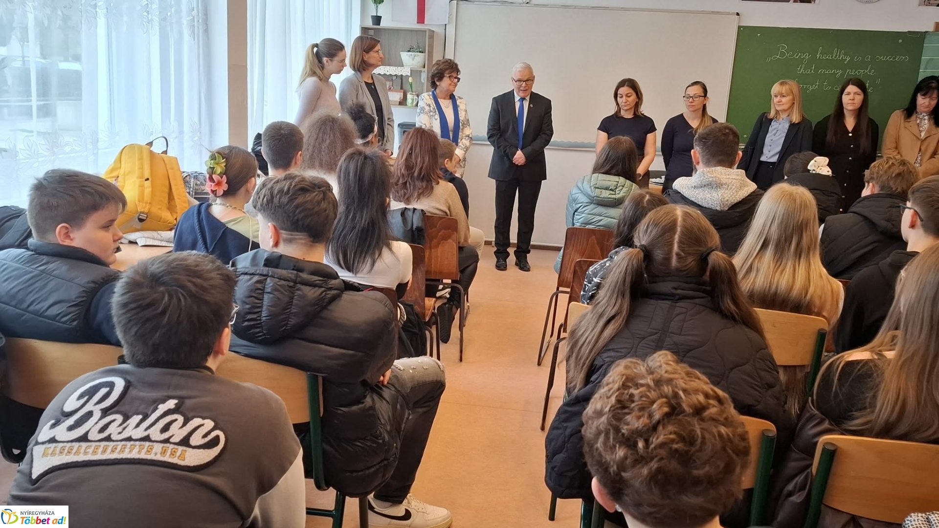 Angolos akadályversenyen mérték össze tudásukat a diákok