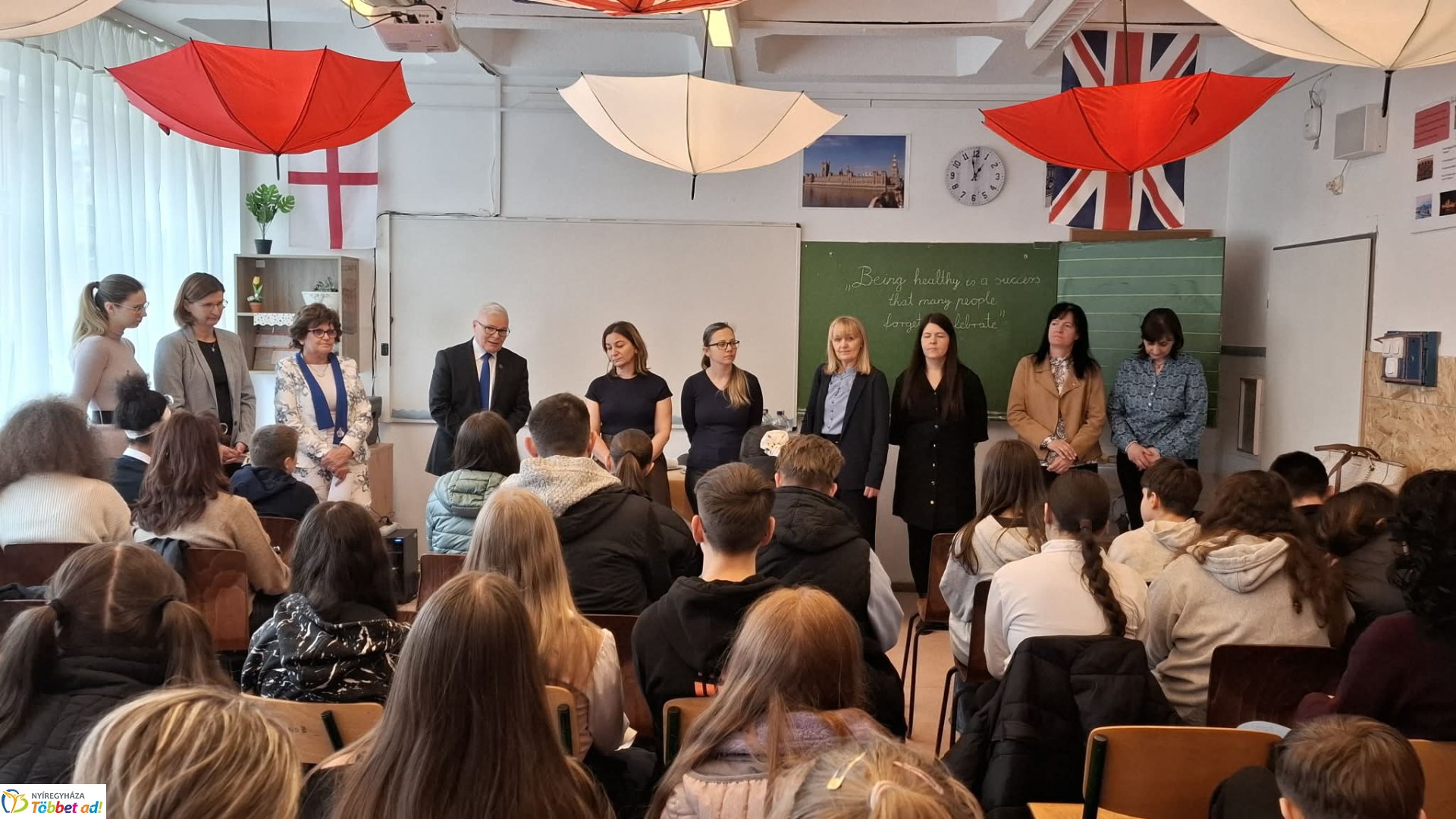 Angolos akadályversenyen mérték össze tudásukat a diákok