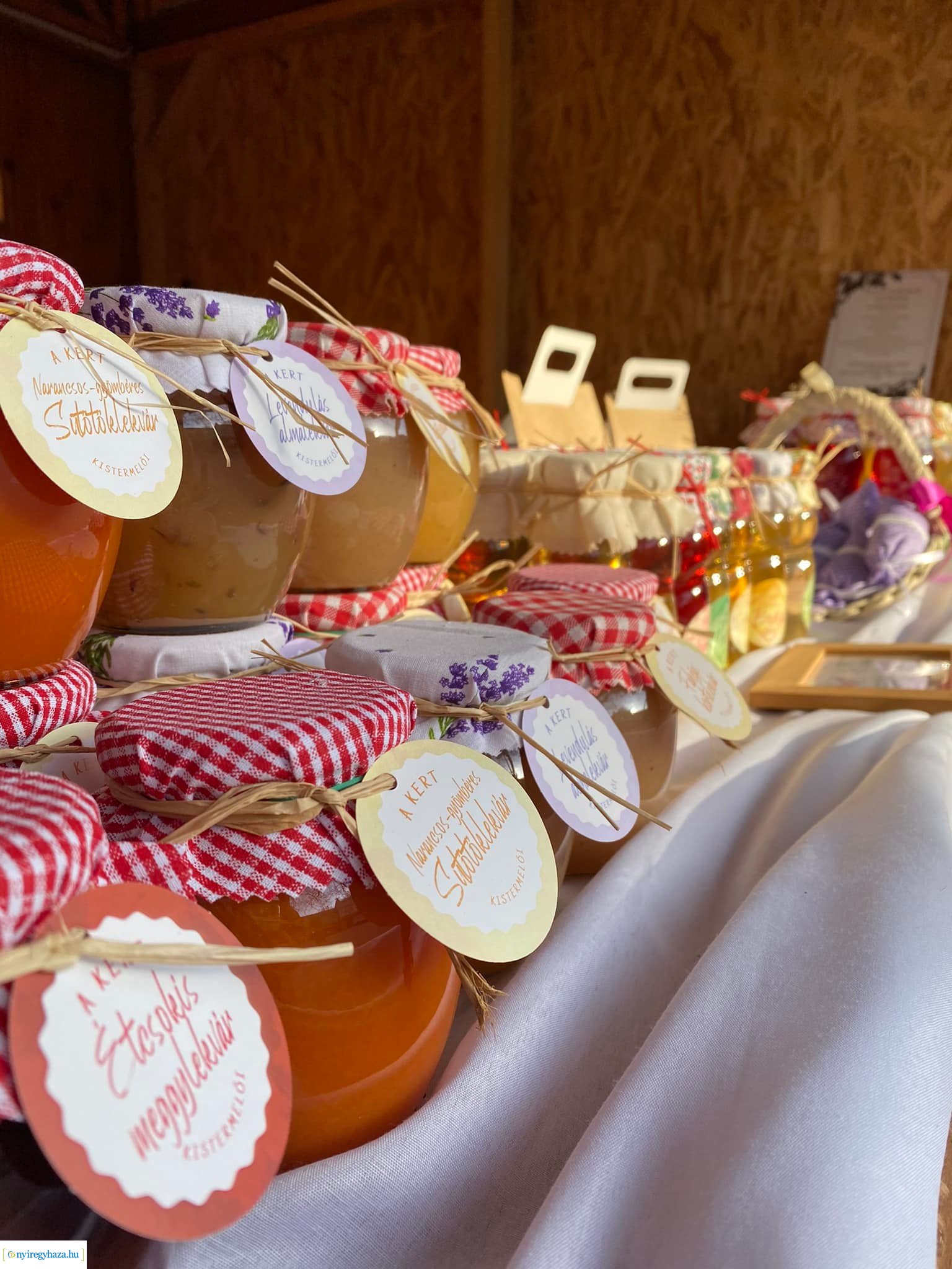 Anyák napi kerékpártúrát szervez a ViniBike Kerékpáros Sportegyesület  (Képek forrása: A Kert - a túra célállomása)