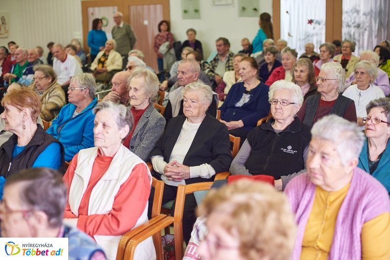 Anyák napi ünnepség a Rotary szervezésében